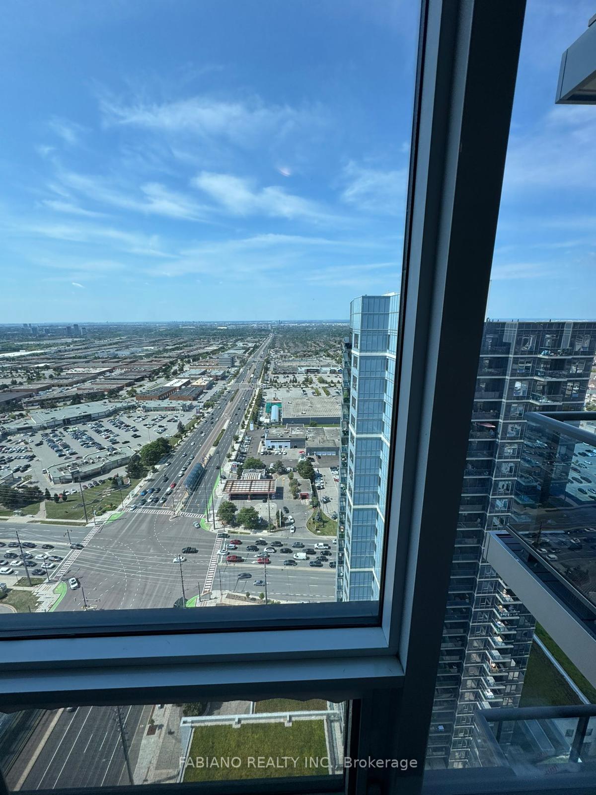 Photo 8 of Unit 3201, 3600 Highway 7, Vaughan, Vaughan Corporate Centre — HOMEH