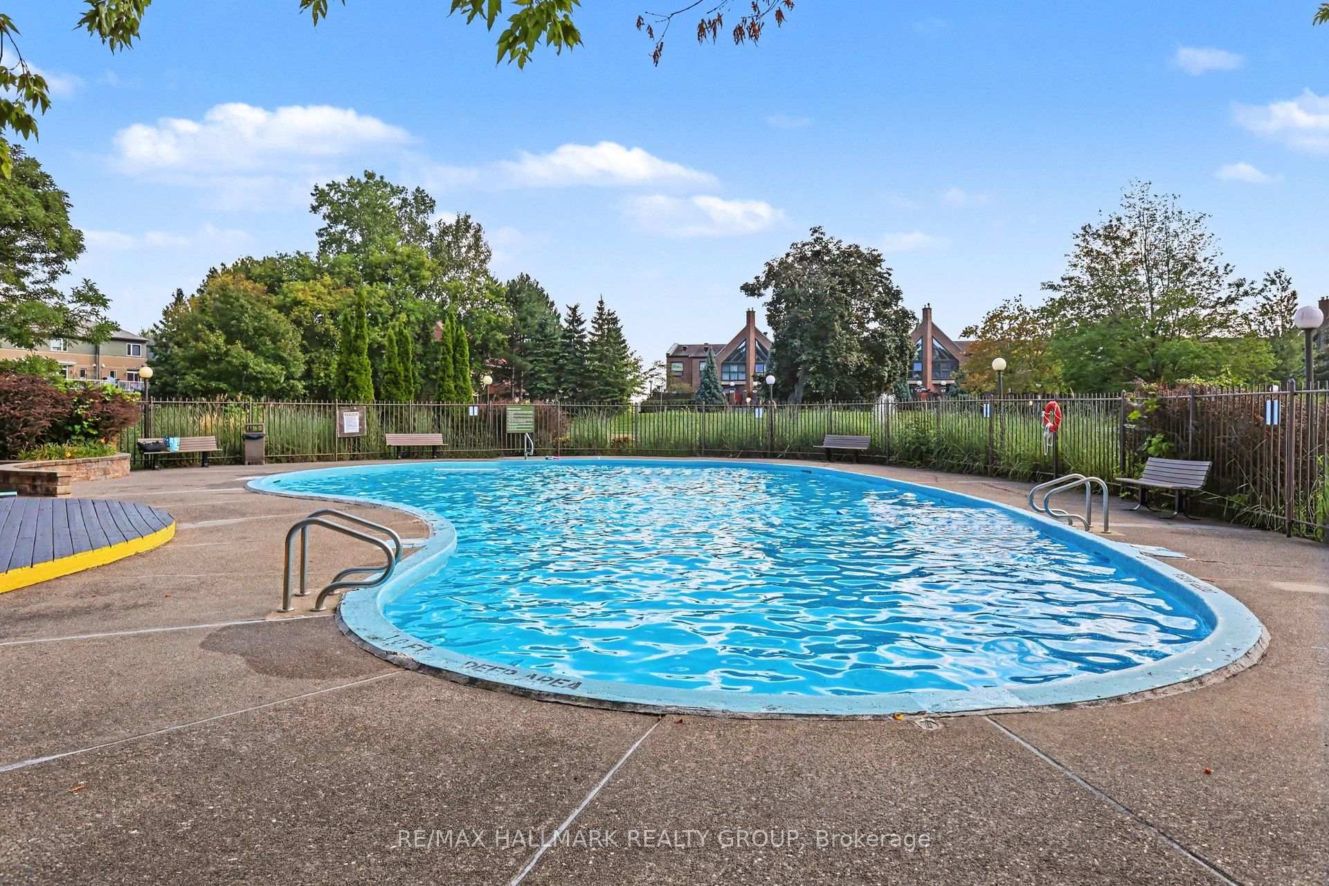 Photo 74 of Unit 805, 545 St Laurent Boulevard, Ottawa, Viscount Alexander Park — HOMEH