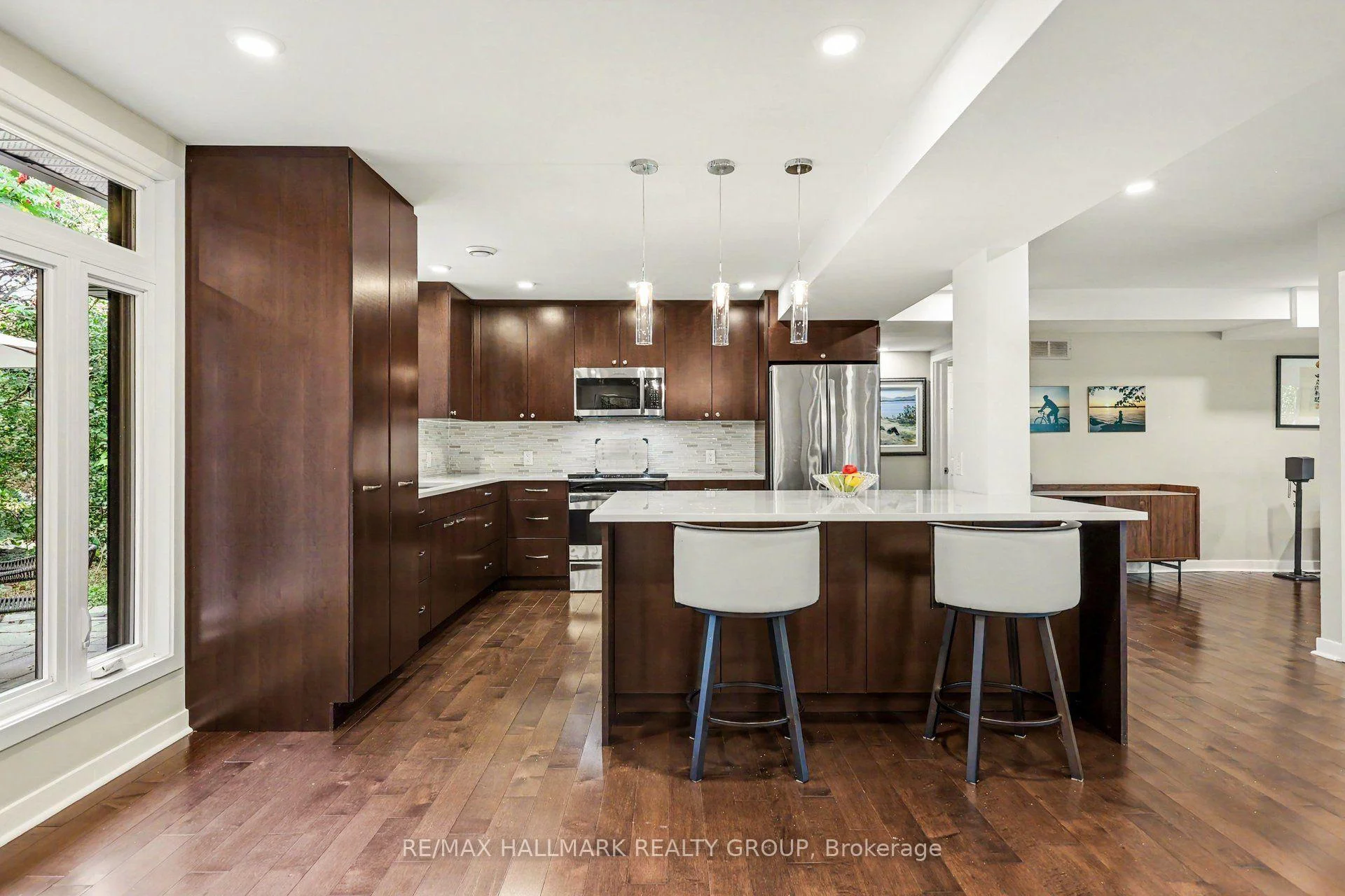 Photo 9 of Unit 805, 545 St Laurent Boulevard, Ottawa, Viscount Alexander Park — HOMEH