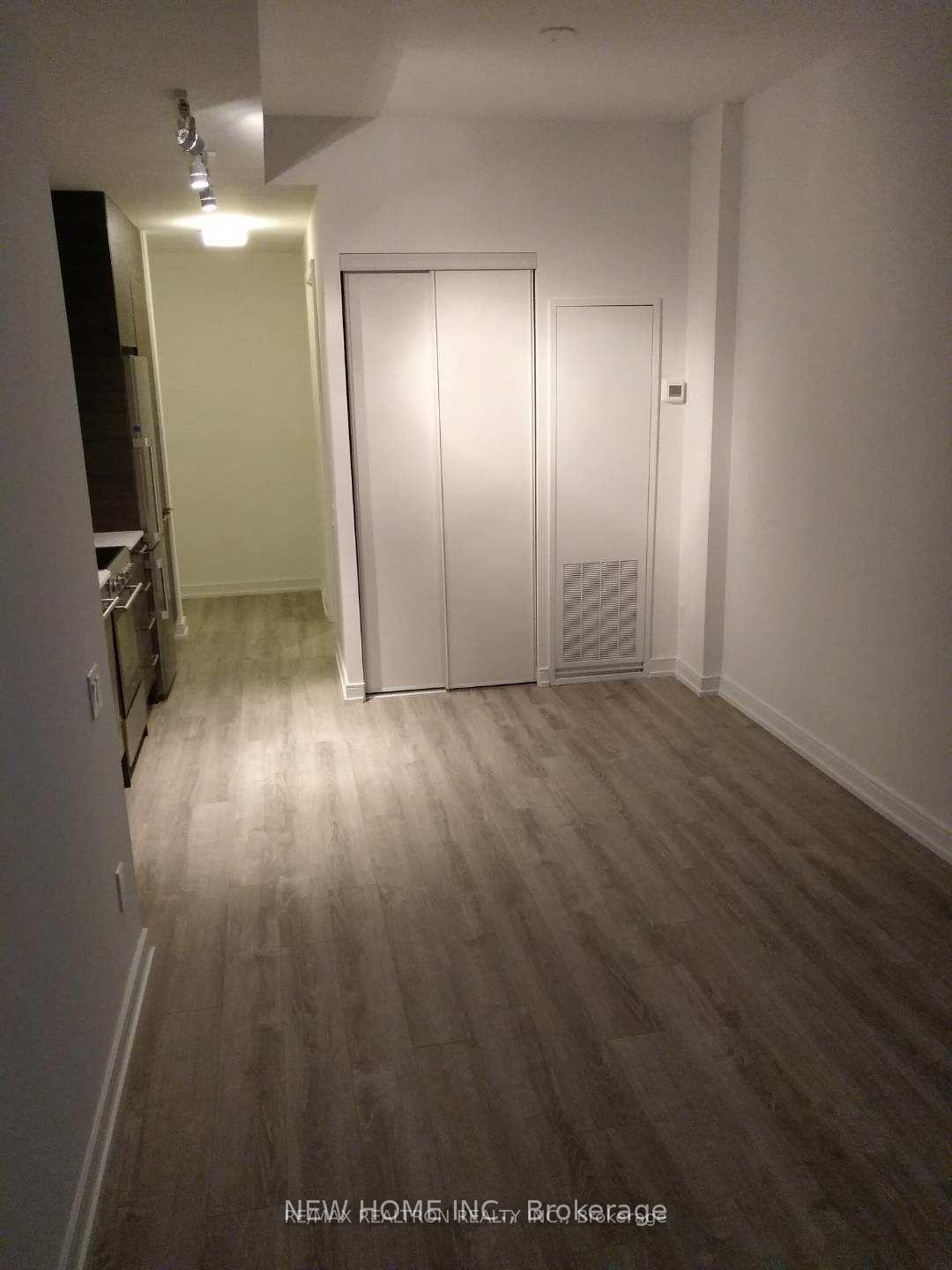 Photo 2 of Unit 411, 28 Wellesley Street E, Toronto, Church-Yonge Corridor — HOMEH