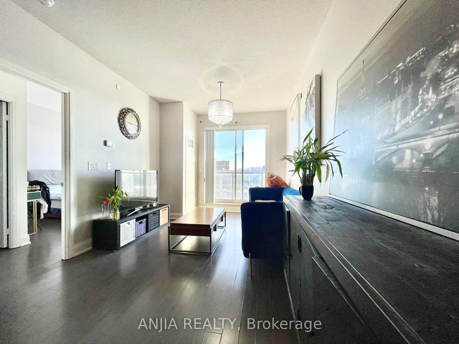 Photo 4 of Unit 627, 8228 Birchmount Road, Markham, Unionville — HOMEH