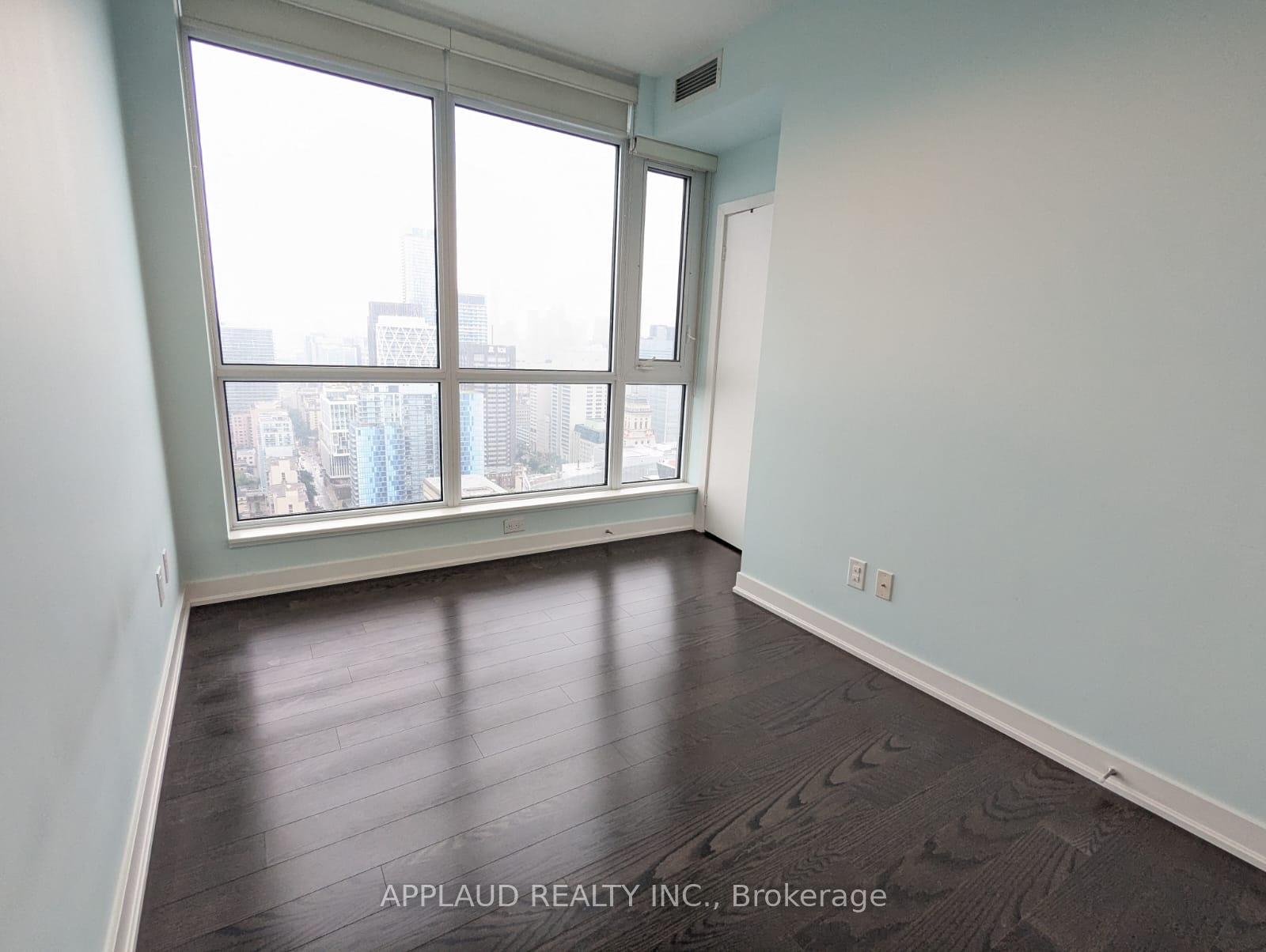 Photo 10 of Unit 3801, 30 Nelson Street, Toronto, Waterfront Communities — HOMEH