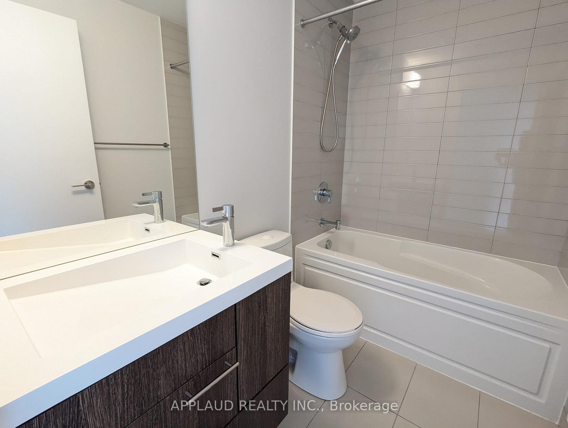 Photo 11 of Unit 3801, 30 Nelson Street, Toronto, Waterfront Communities — HOMEH