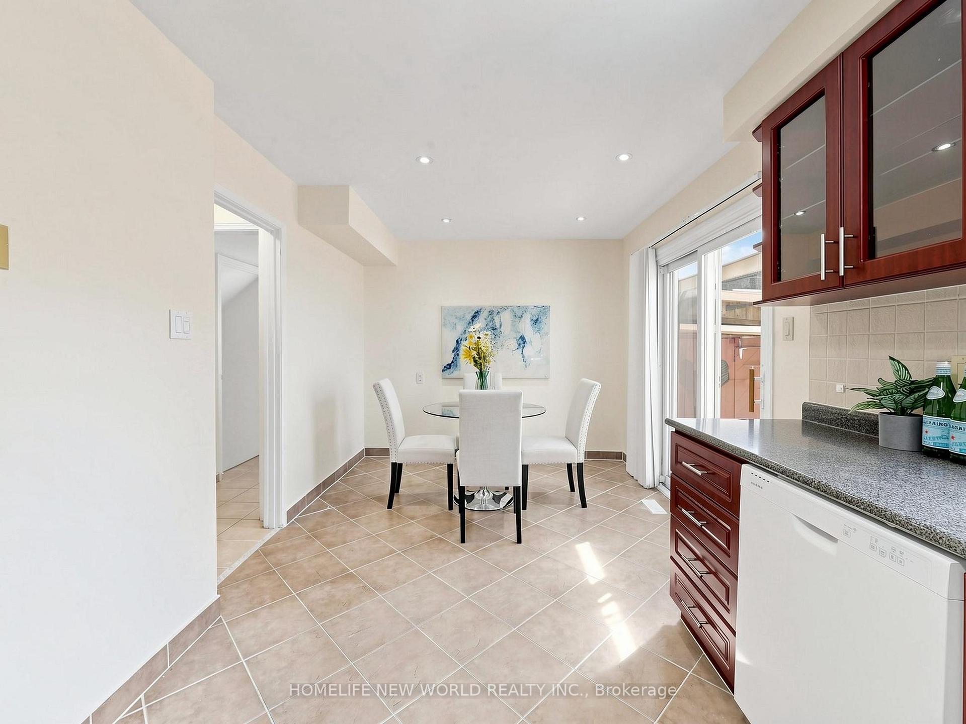 Photo 20 of 69 Brigadoon Crescent, Scarborough, L'Amoreaux — HOMEH