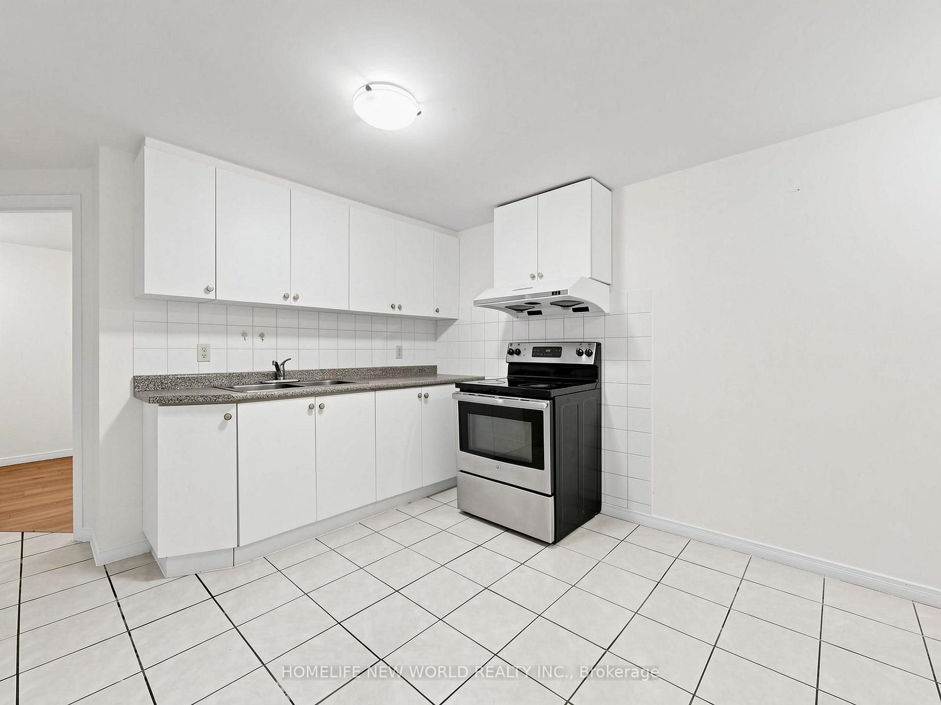 Photo 37 of 69 Brigadoon Crescent, Scarborough, L'Amoreaux — HOMEH