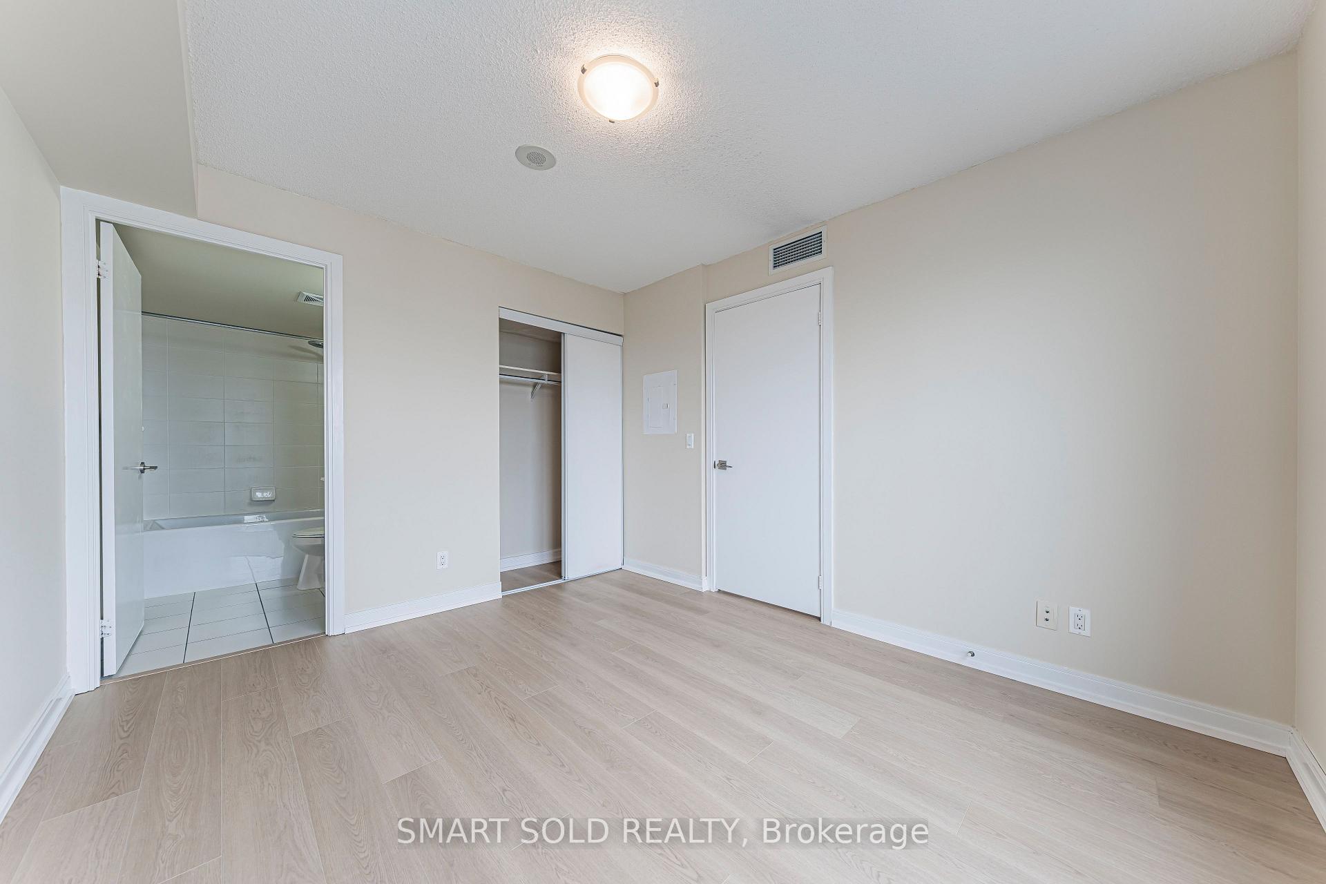 Photo 17 of Unit 1621, 181 Village Green Square, Scarborough, Agincourt North — HOMEH