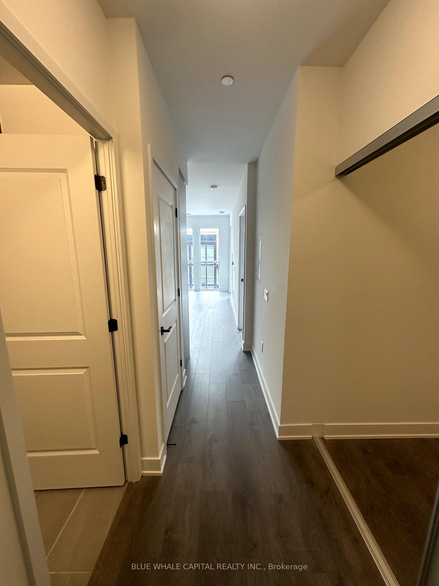 Photo 2 of Unit 810, 2333 Khalsa Gate, Oakville, Westmount — HOMEH
