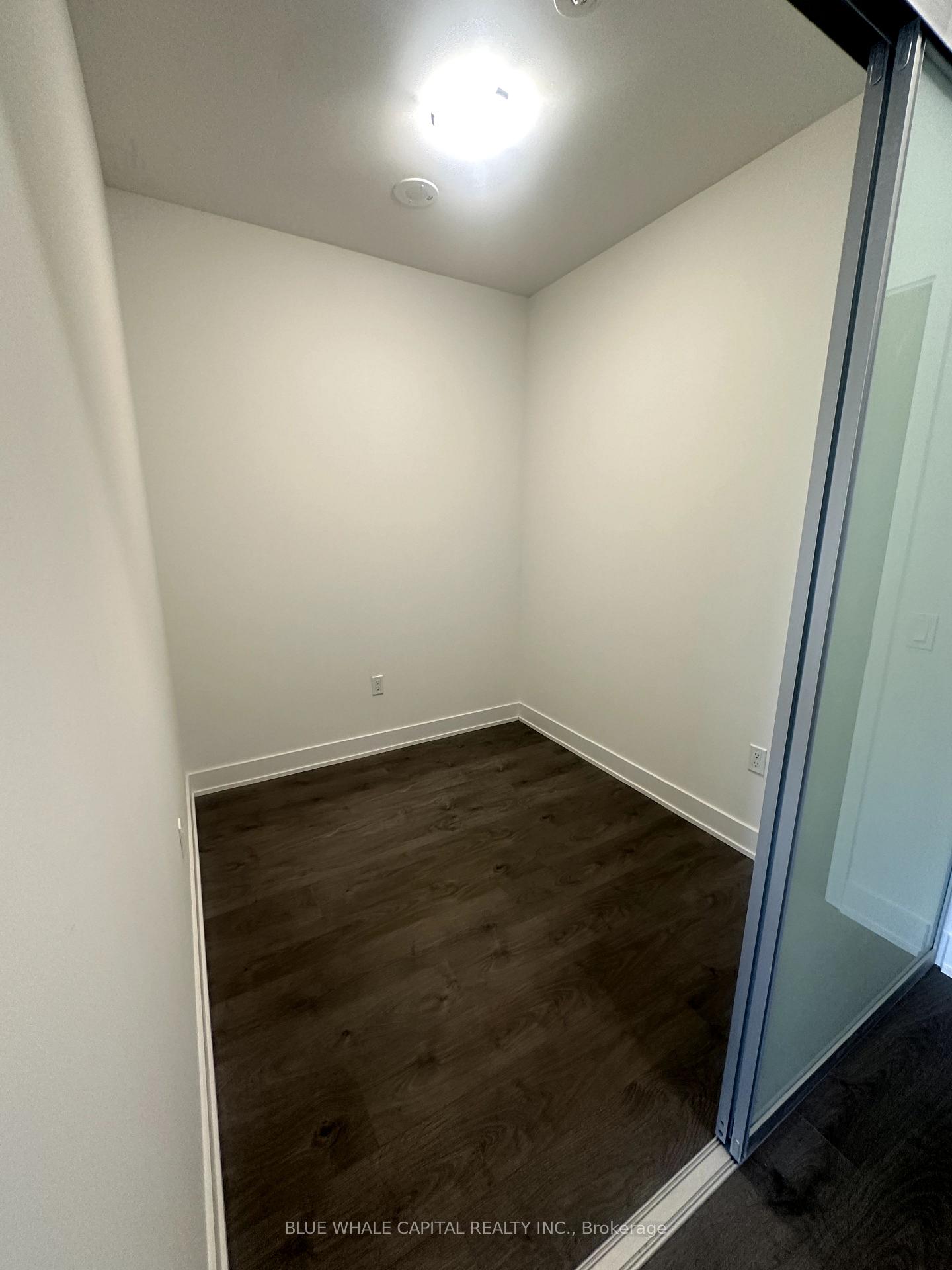 Photo 3 of Unit 810, 2333 Khalsa Gate, Oakville, Westmount — HOMEH