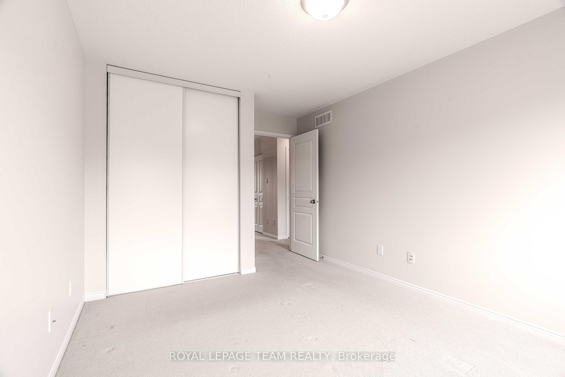 Photo 42 of 506 Pepperville Crescent, Ottawa, Kanata - Emerald Meadows/Trailwest — HOMEH