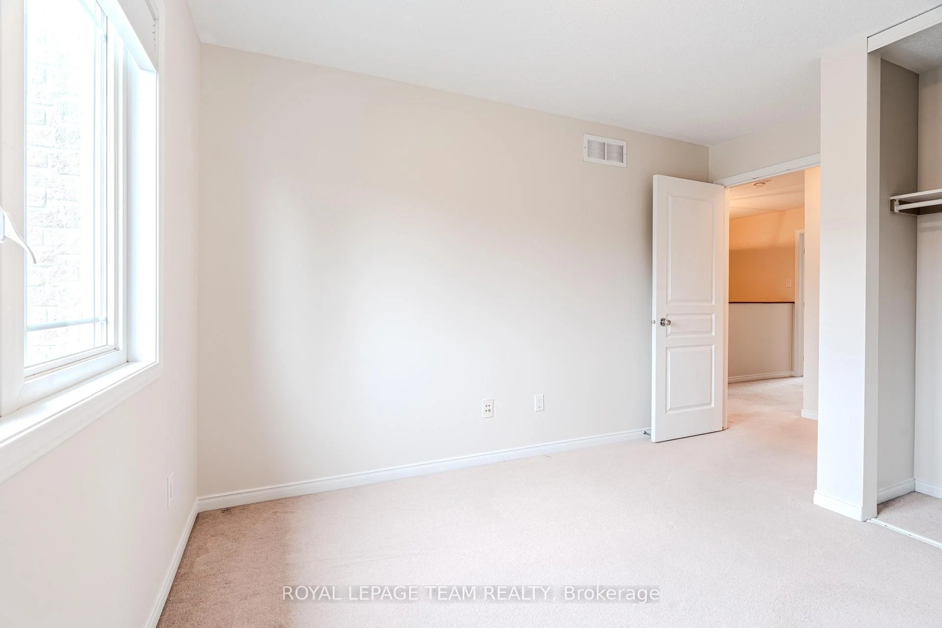 Photo 41 of 506 Pepperville Crescent, Ottawa, Kanata - Emerald Meadows/Trailwest — HOMEH