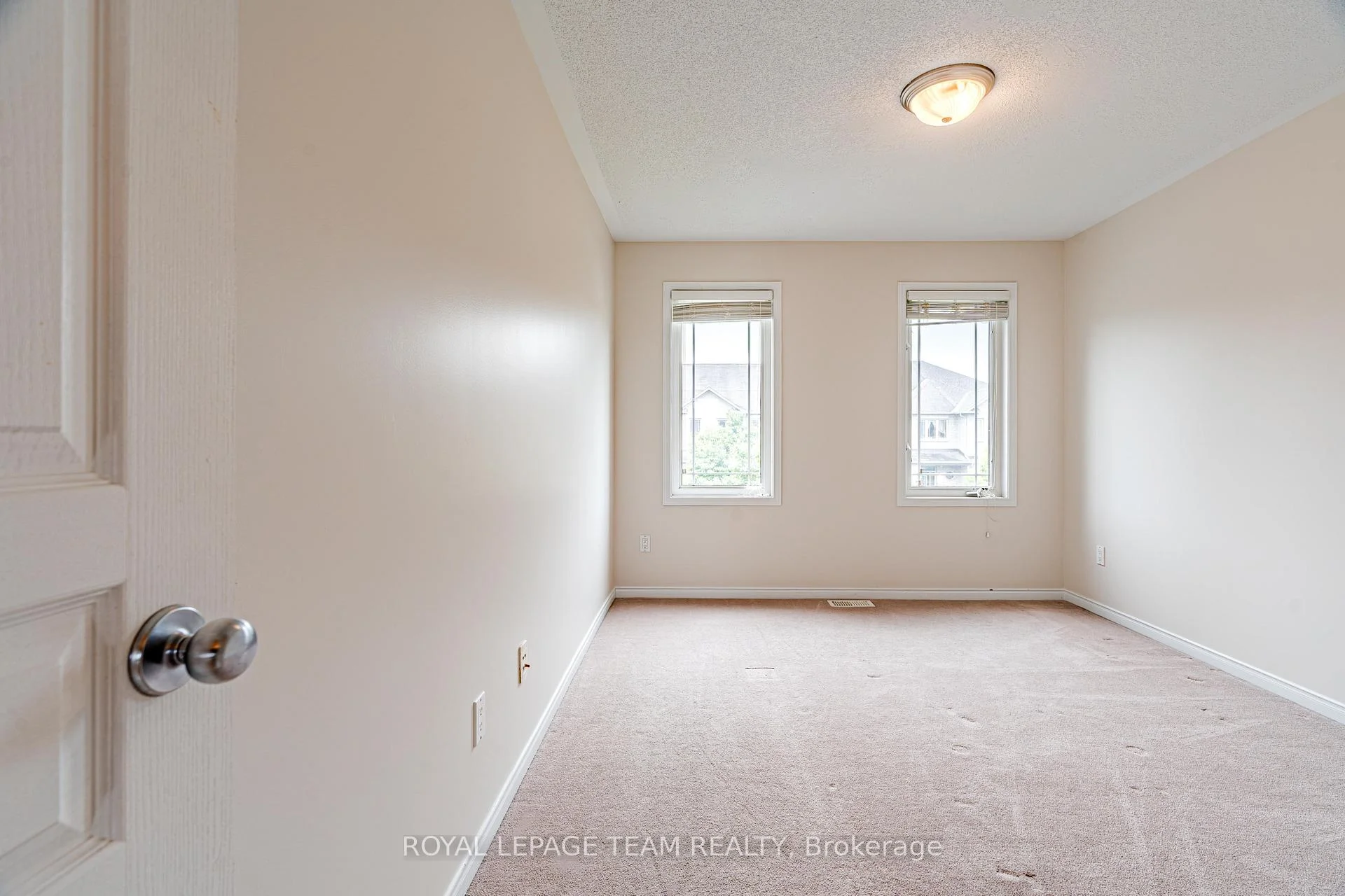 Photo 46 of 506 Pepperville Crescent, Ottawa, Kanata - Emerald Meadows/Trailwest — HOMEH