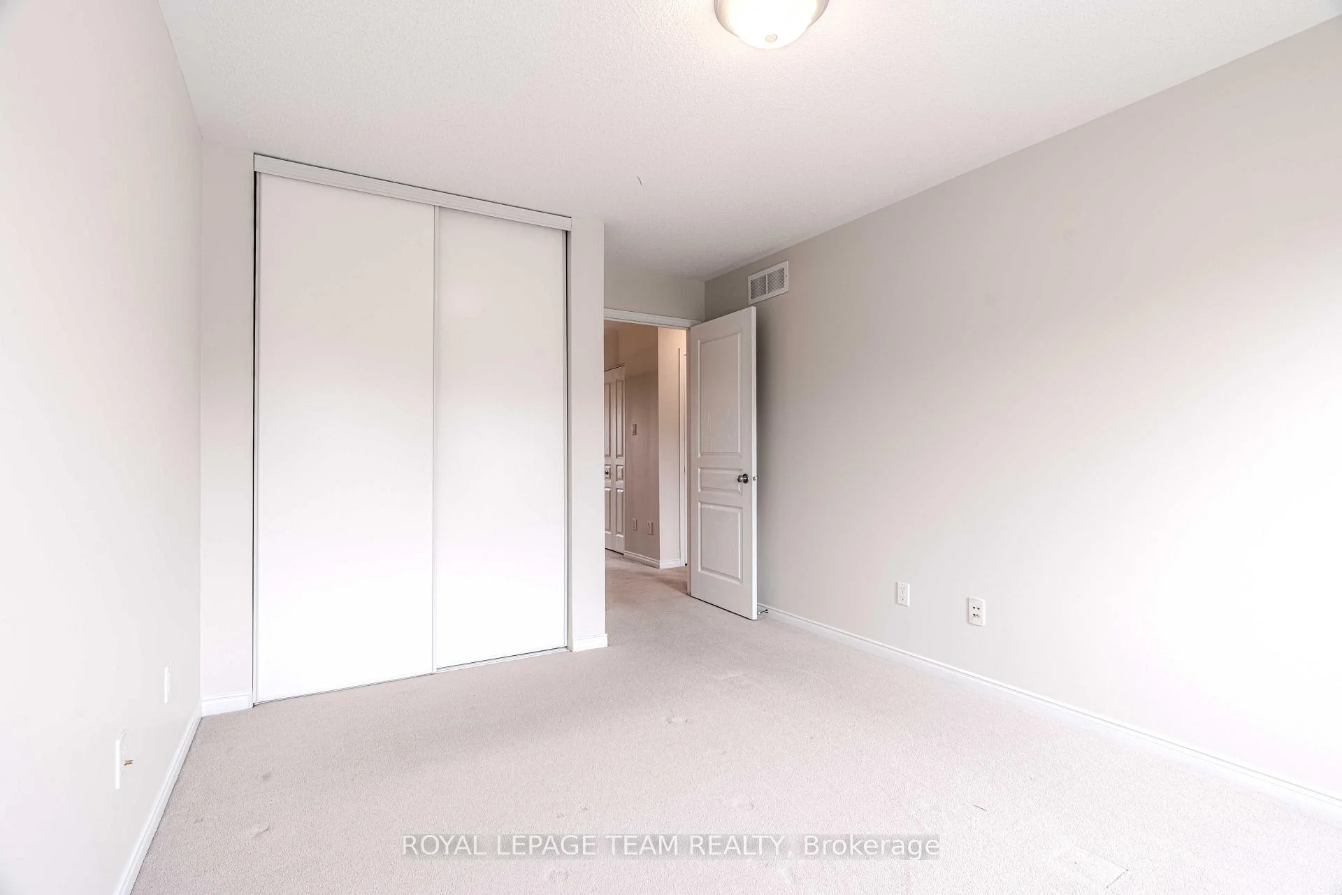 Photo 50 of 506 Pepperville Crescent, Ottawa, Kanata - Emerald Meadows/Trailwest — HOMEH