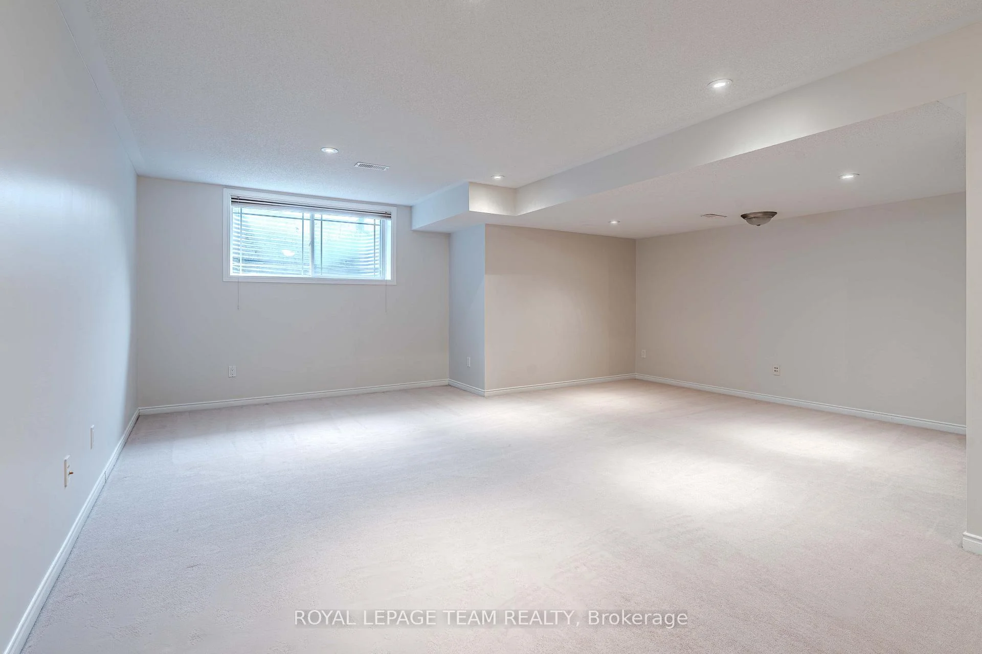 Photo 69 of 506 Pepperville Crescent, Ottawa, Kanata - Emerald Meadows/Trailwest — HOMEH