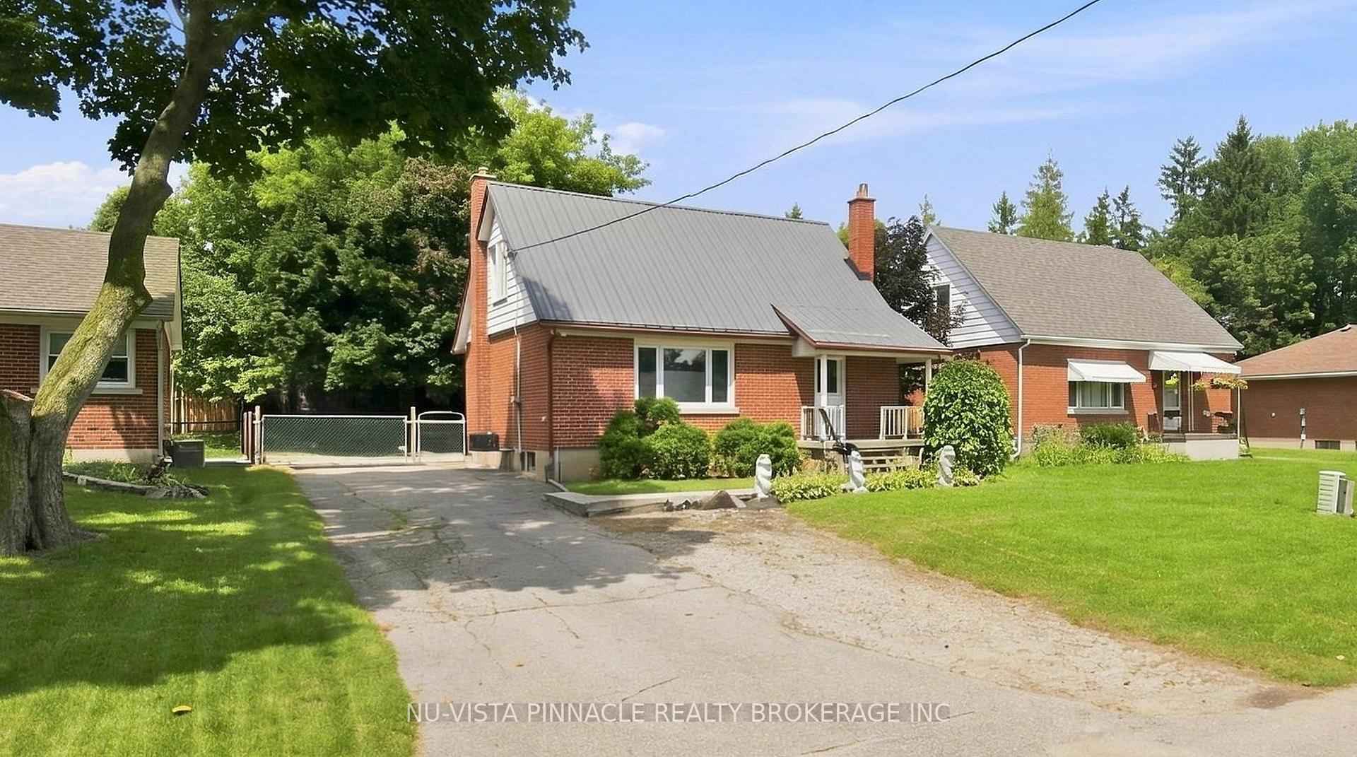 Photo 2 of 442 Grandview Avenue, Wilmot, New Hamburg — HOMEH