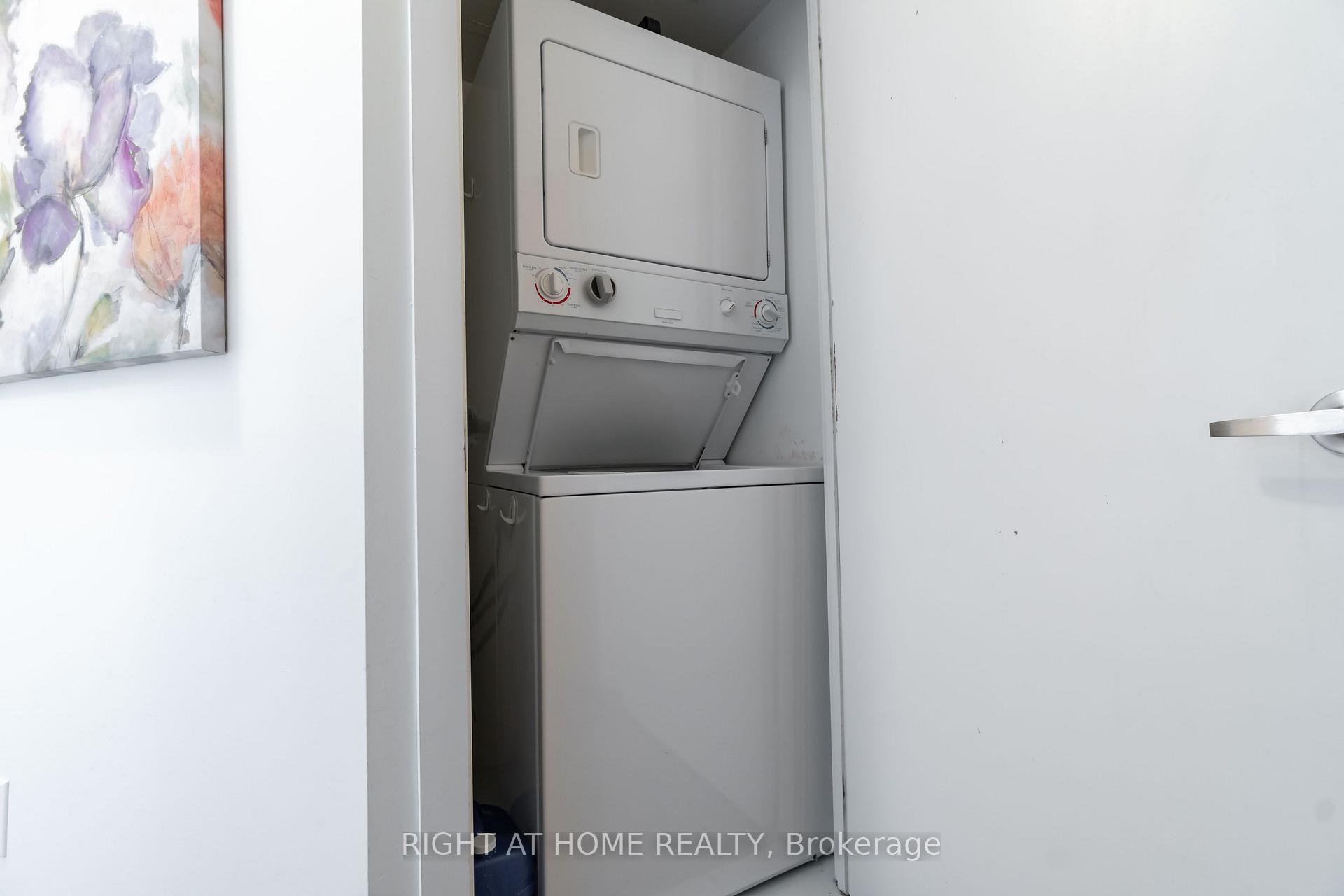 Photo 25 of Unit 3404, 55 Bremner Boulevard, Toronto, Waterfront Communities — HOMEH