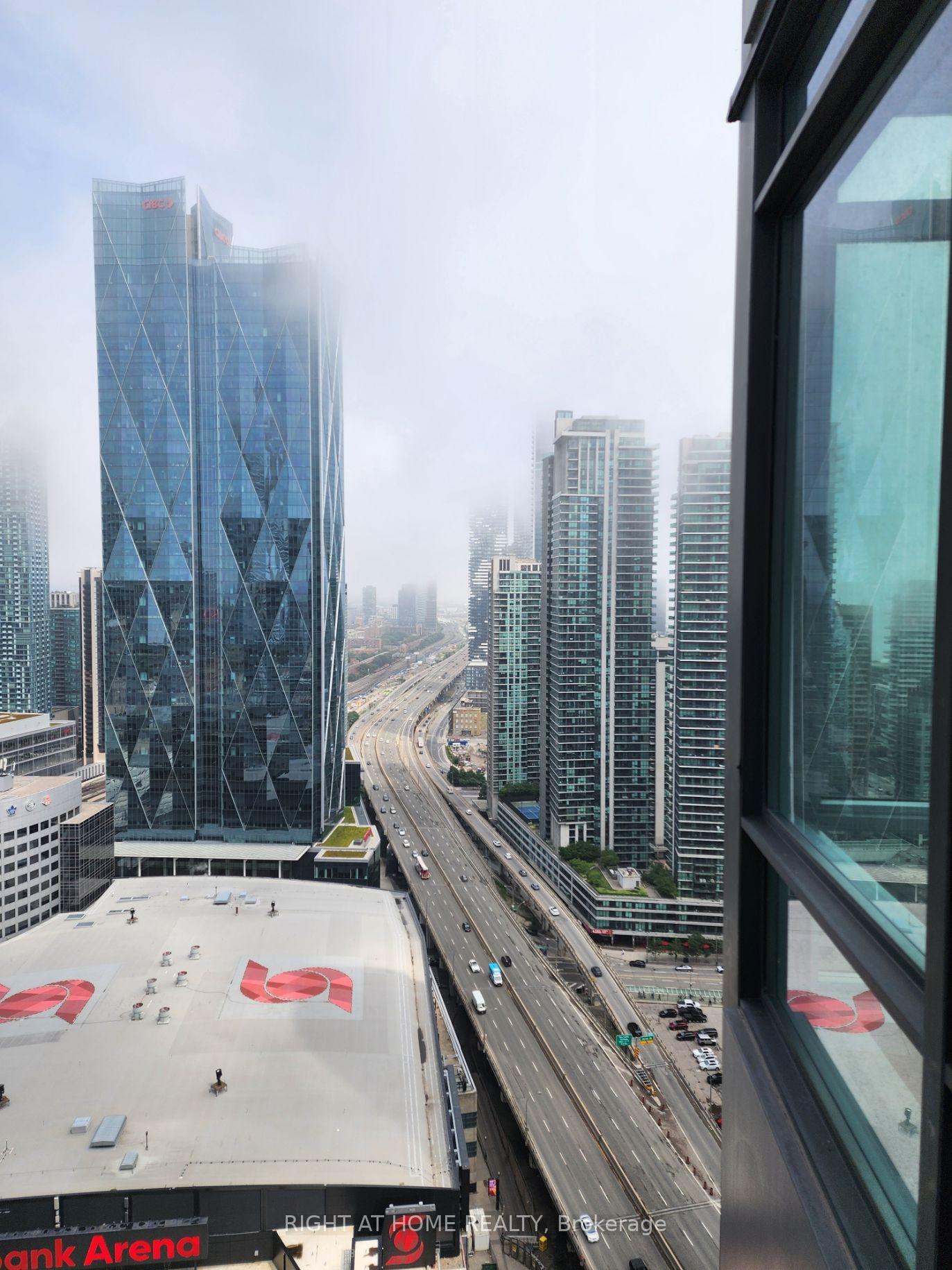 Photo 28 of Unit 3404, 55 Bremner Boulevard, Toronto, Waterfront Communities — HOMEH