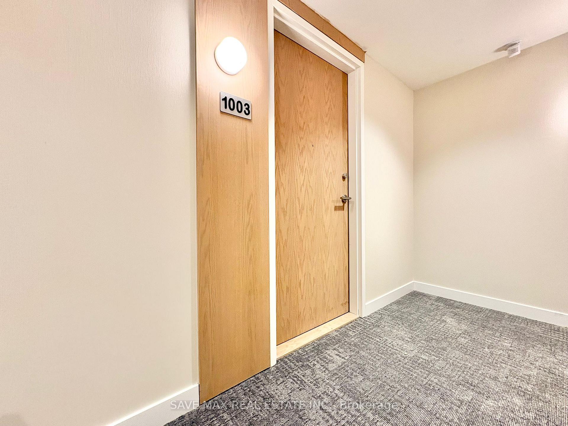 Photo 1 of 2825 Jane Street, North York, Glenfield-Jane Heights — HOMEH
