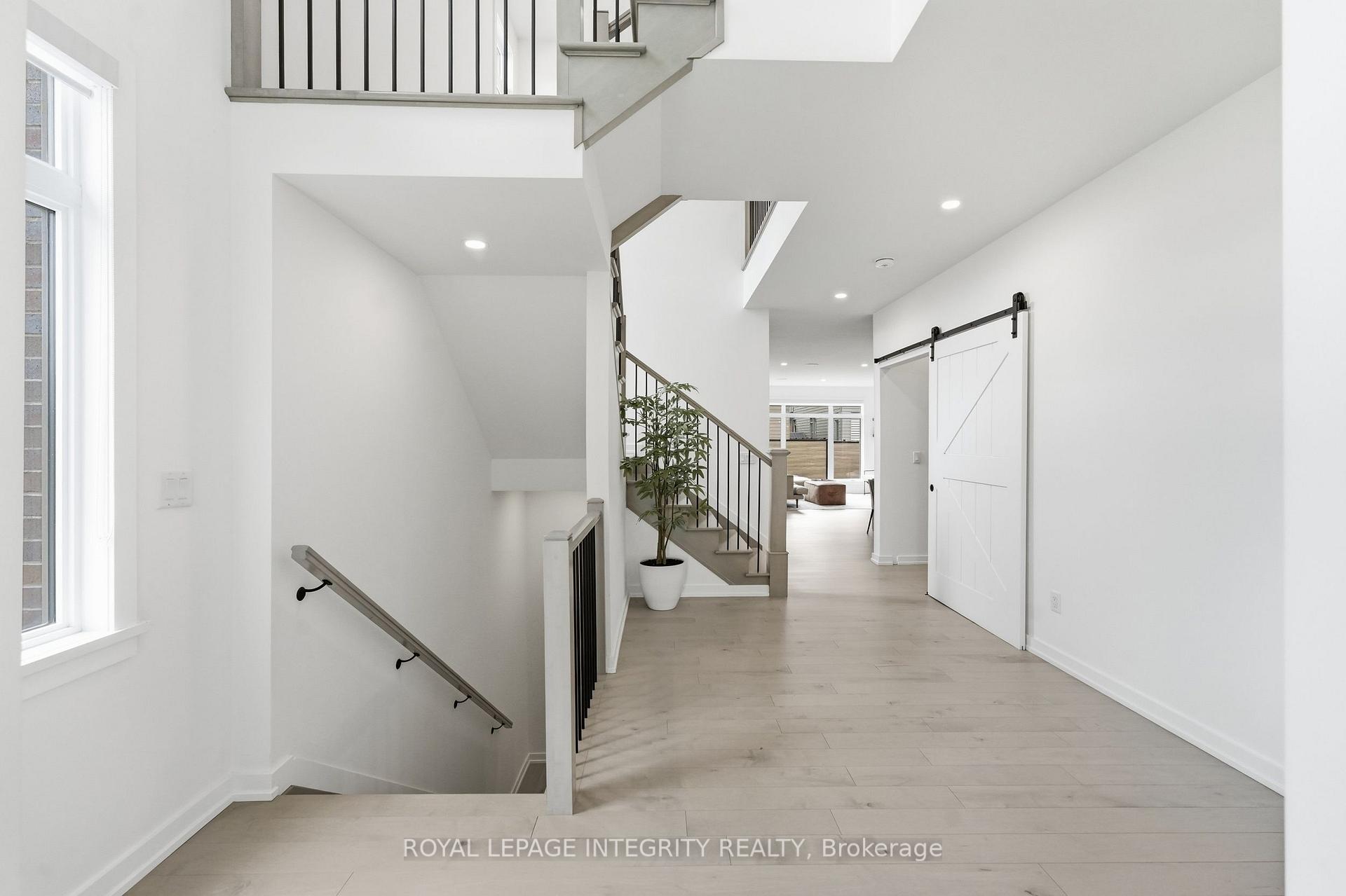 Photo 7 of 300 Wigwas Street, Ottawa, CFB Rockcliffe and Area — HOMEH