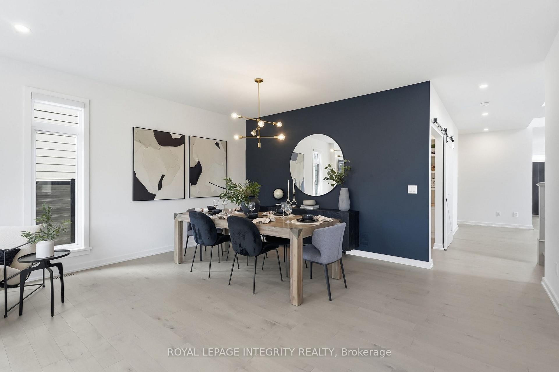 Photo 10 of 300 Wigwas Street, Ottawa, CFB Rockcliffe and Area — HOMEH