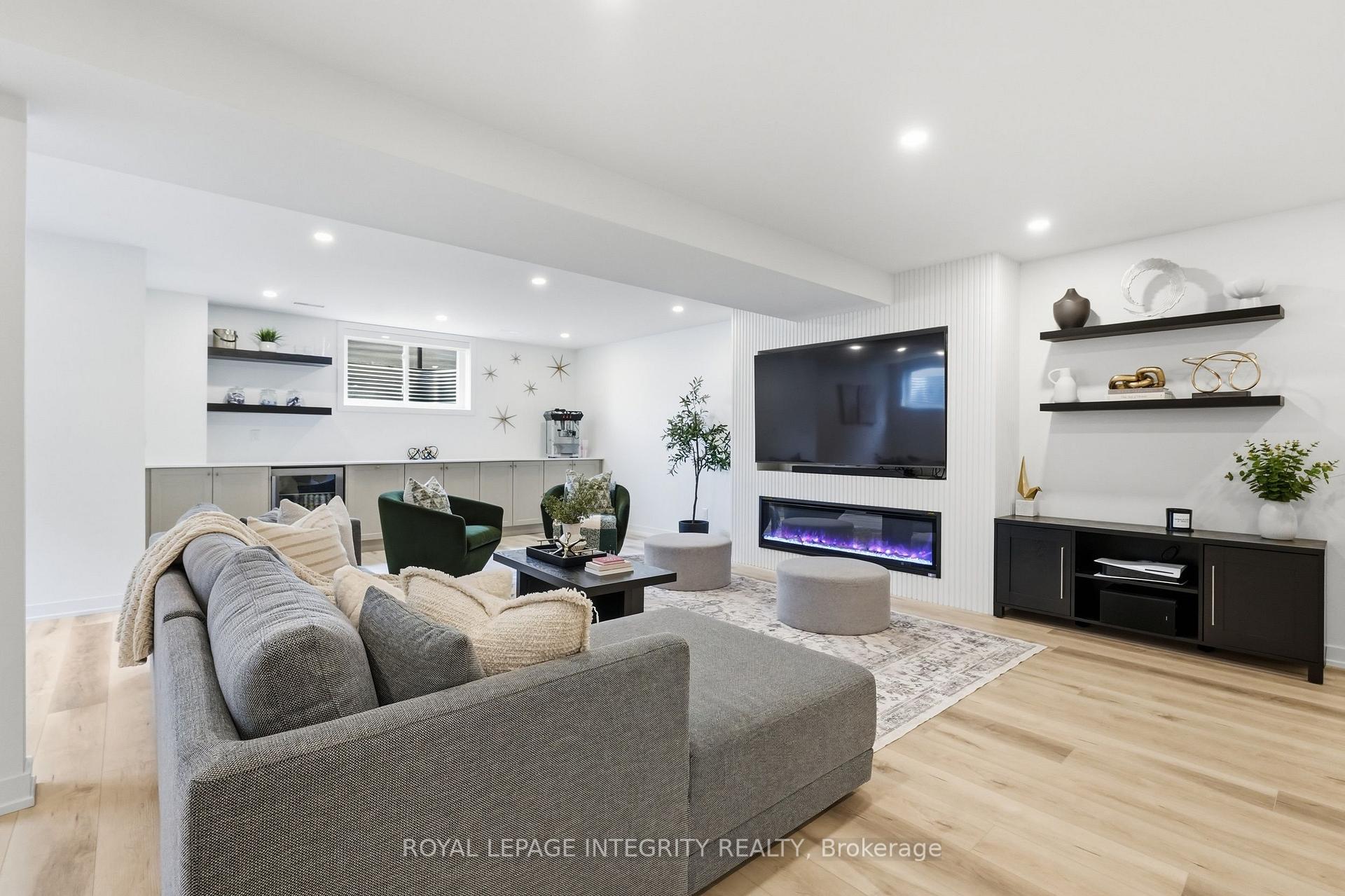 Photo 37 of 300 Wigwas Street, Ottawa, CFB Rockcliffe and Area — HOMEH