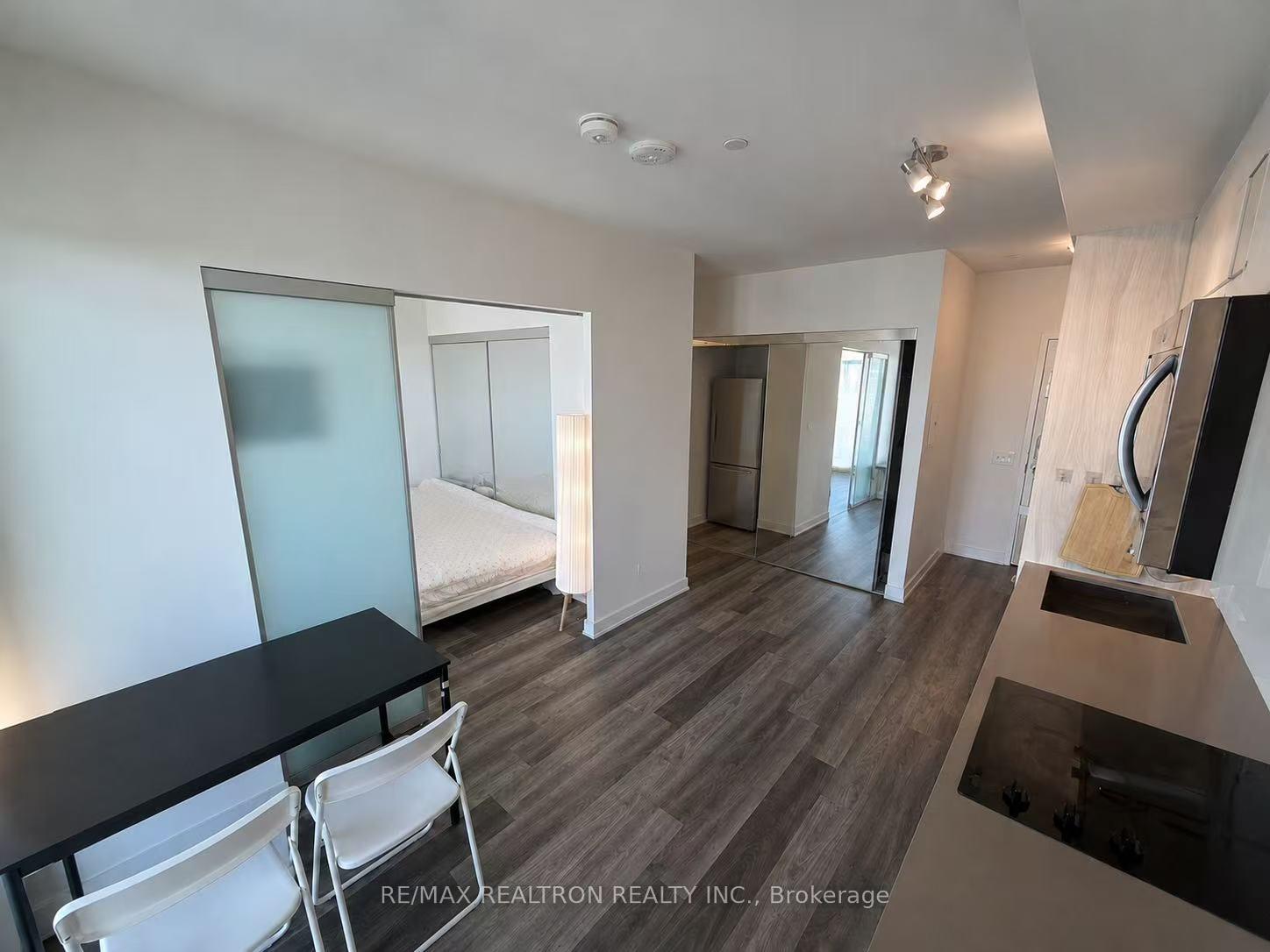 Photo 2 of Unit 3005, 100 Dalhousie Street, Toronto, Church-Yonge Corridor — HOMEH