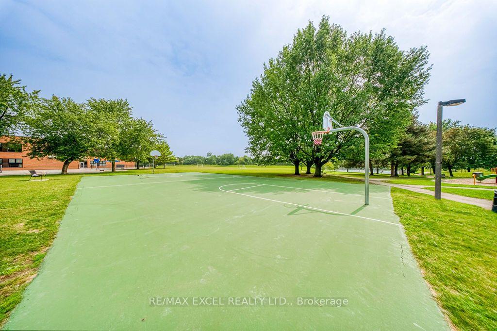 Photo 26 of 4 Harris Way, Markham, Aileen-Willowbrook — HOMEH