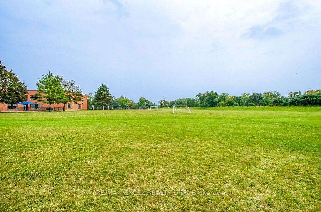 Photo 28 of 4 Harris Way, Markham, Aileen-Willowbrook — HOMEH