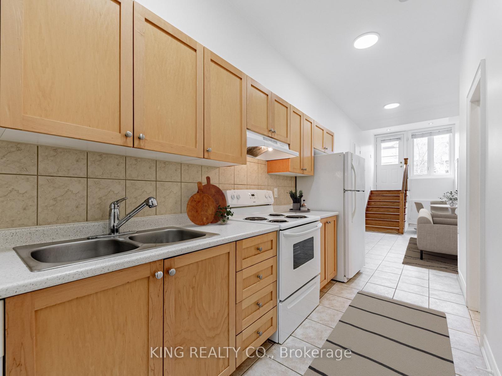 Photo 12 of 26 Greensides Avenue, Toronto, Wychwood — HOMEH