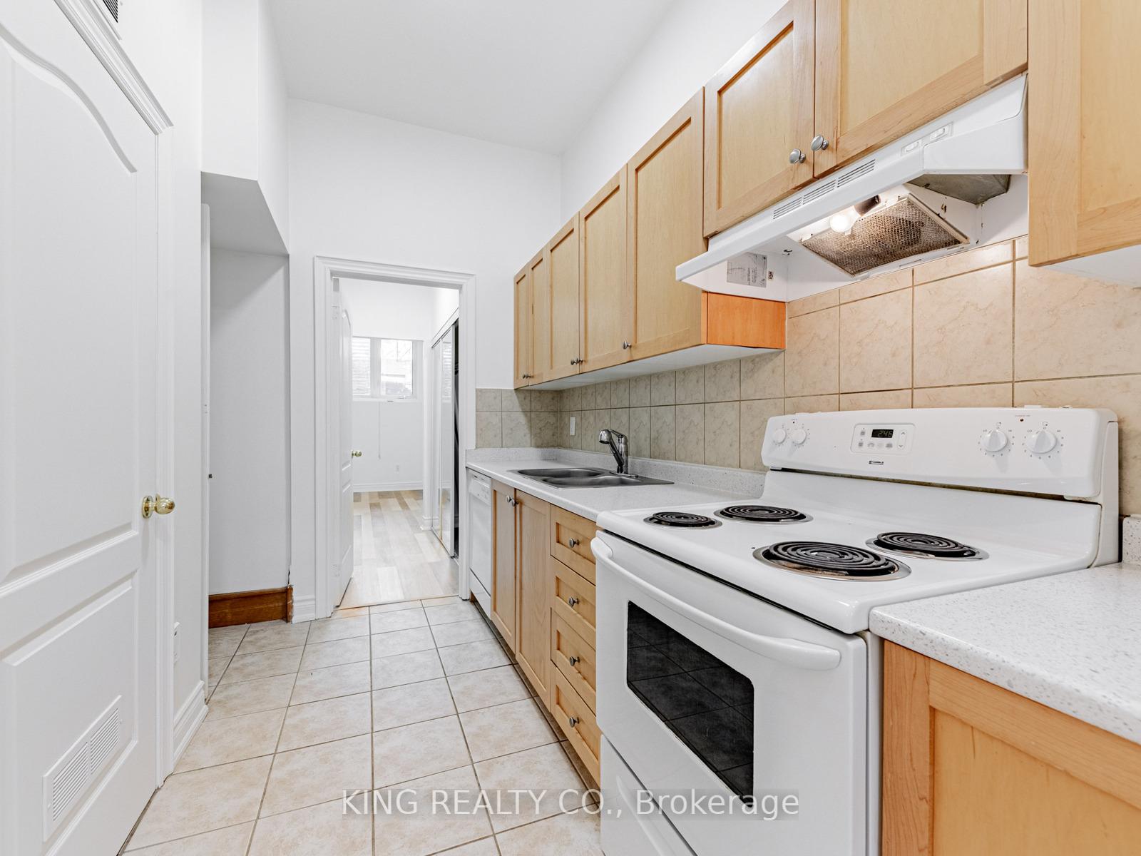Photo 13 of 26 Greensides Avenue, Toronto, Wychwood — HOMEH