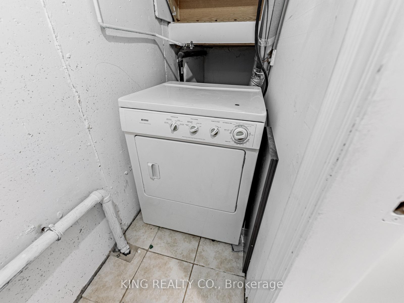 Photo 25 of 26 Greensides Avenue, Toronto, Wychwood — HOMEH