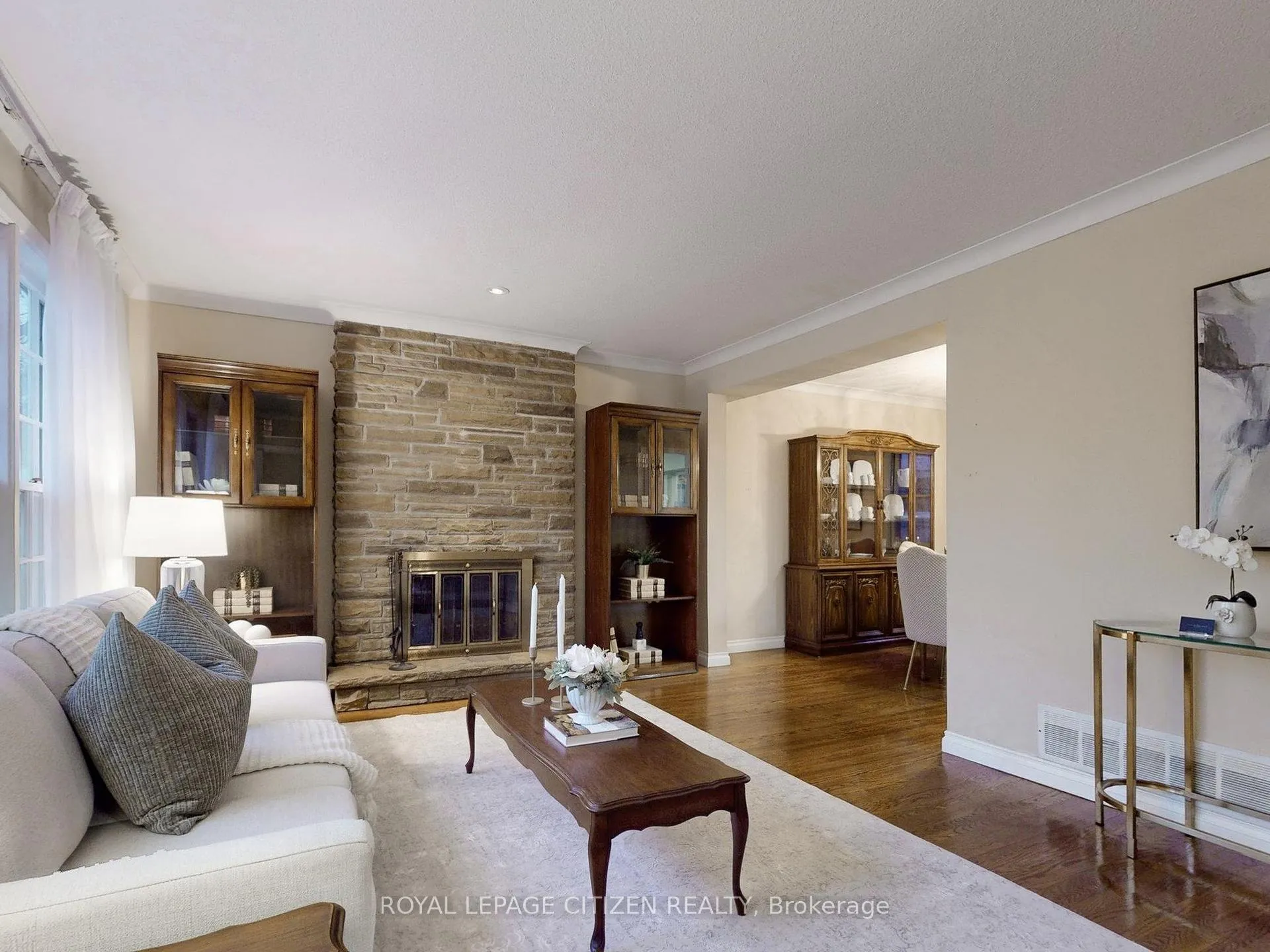 Photo 5 of 148 Grandview Avenue, Markham, Grandview — HOMEH