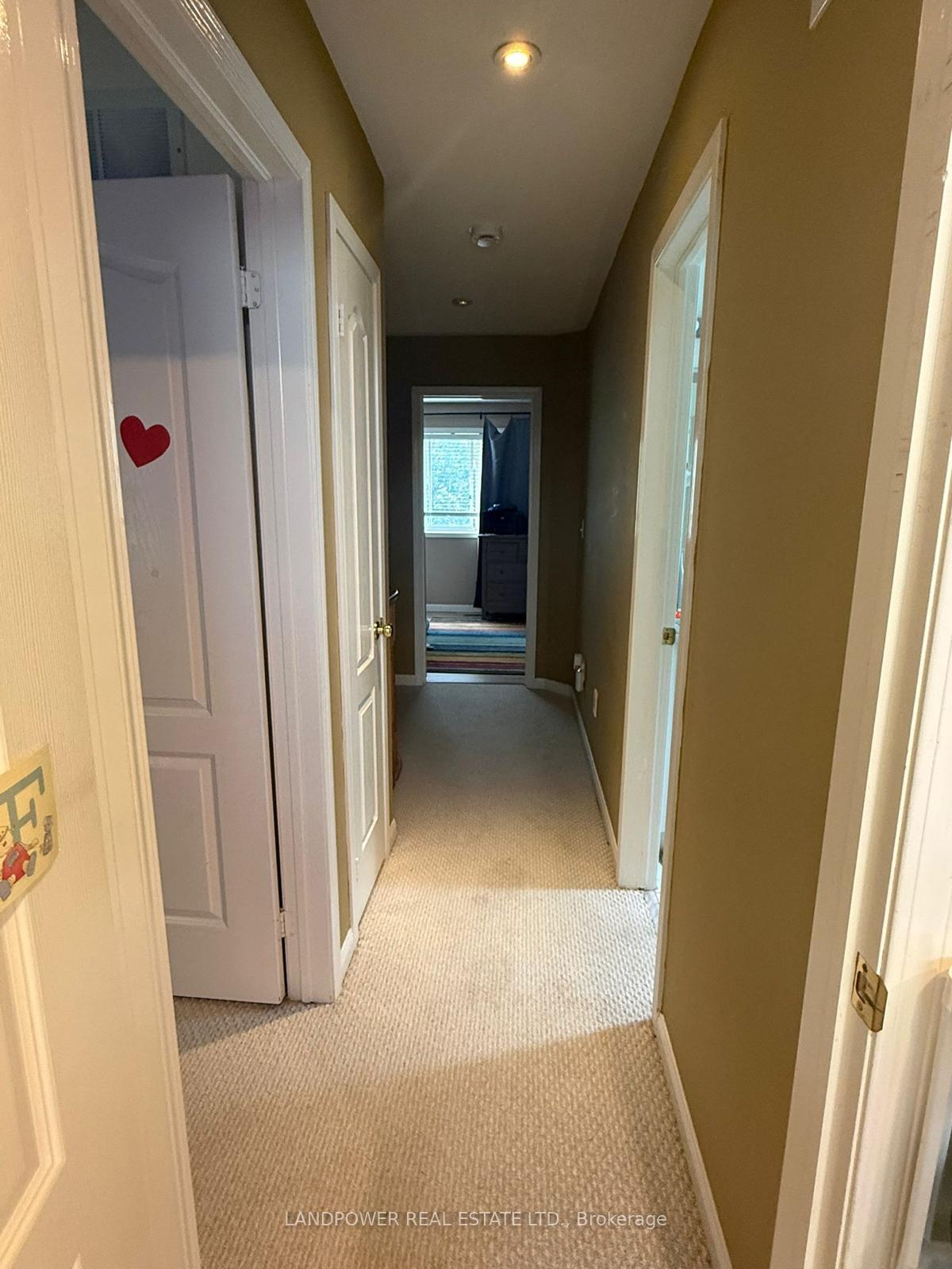 Photo 10 of 29 Sarum Crescent, Markham, Berczy — HOMEH