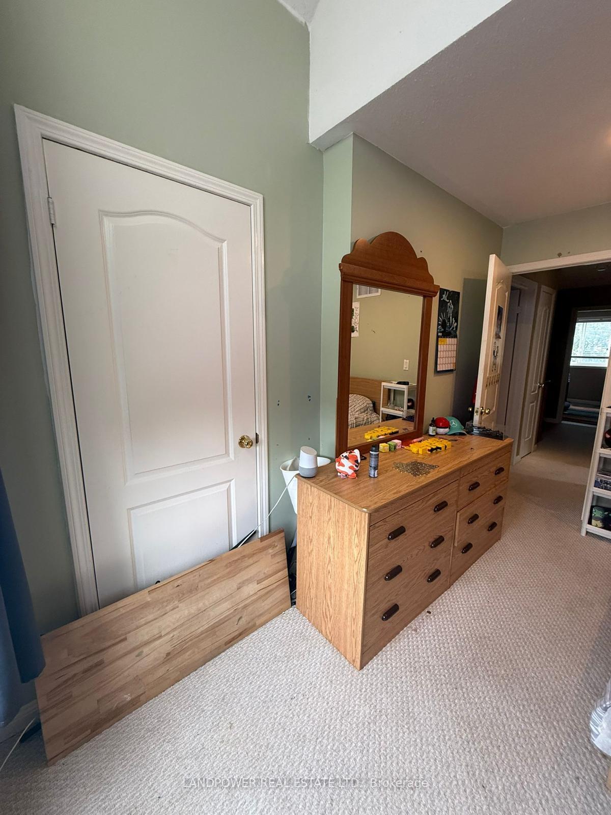 Photo 14 of 29 Sarum Crescent, Markham, Berczy — HOMEH