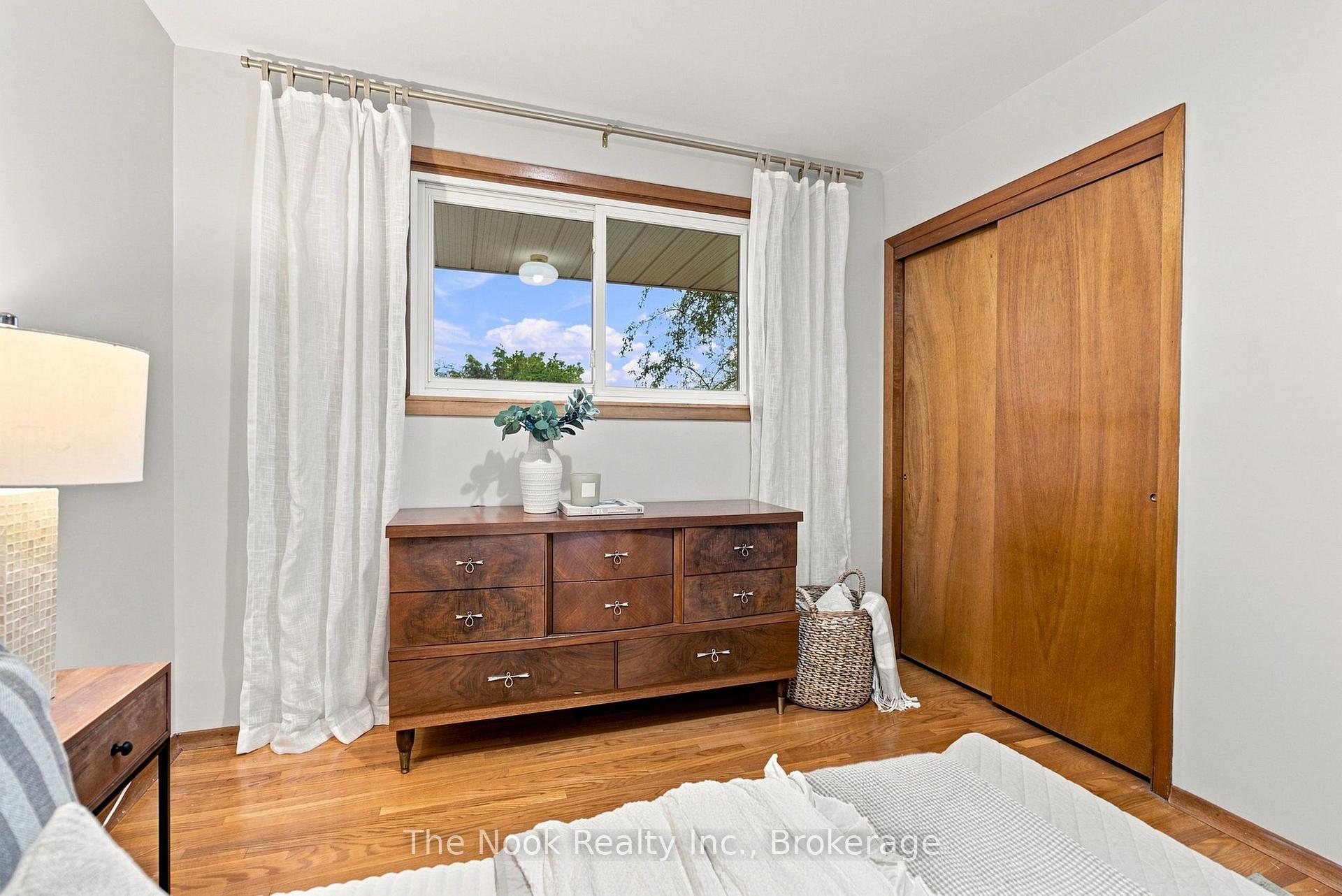 Photo 24 of 355 Ridgeway Avenue, Oshawa, McLaughlin — HOMEH