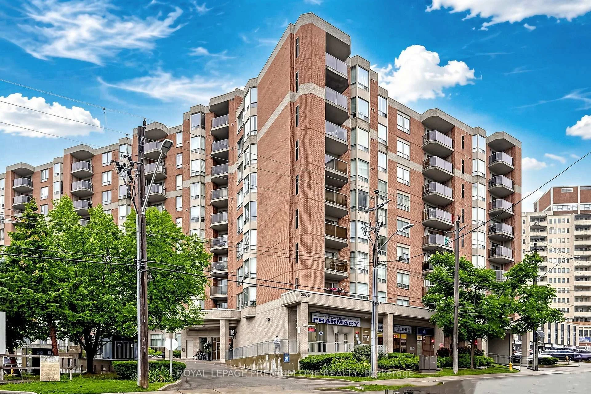 Front of Unit 808, 2088 Lawrence Ave W
