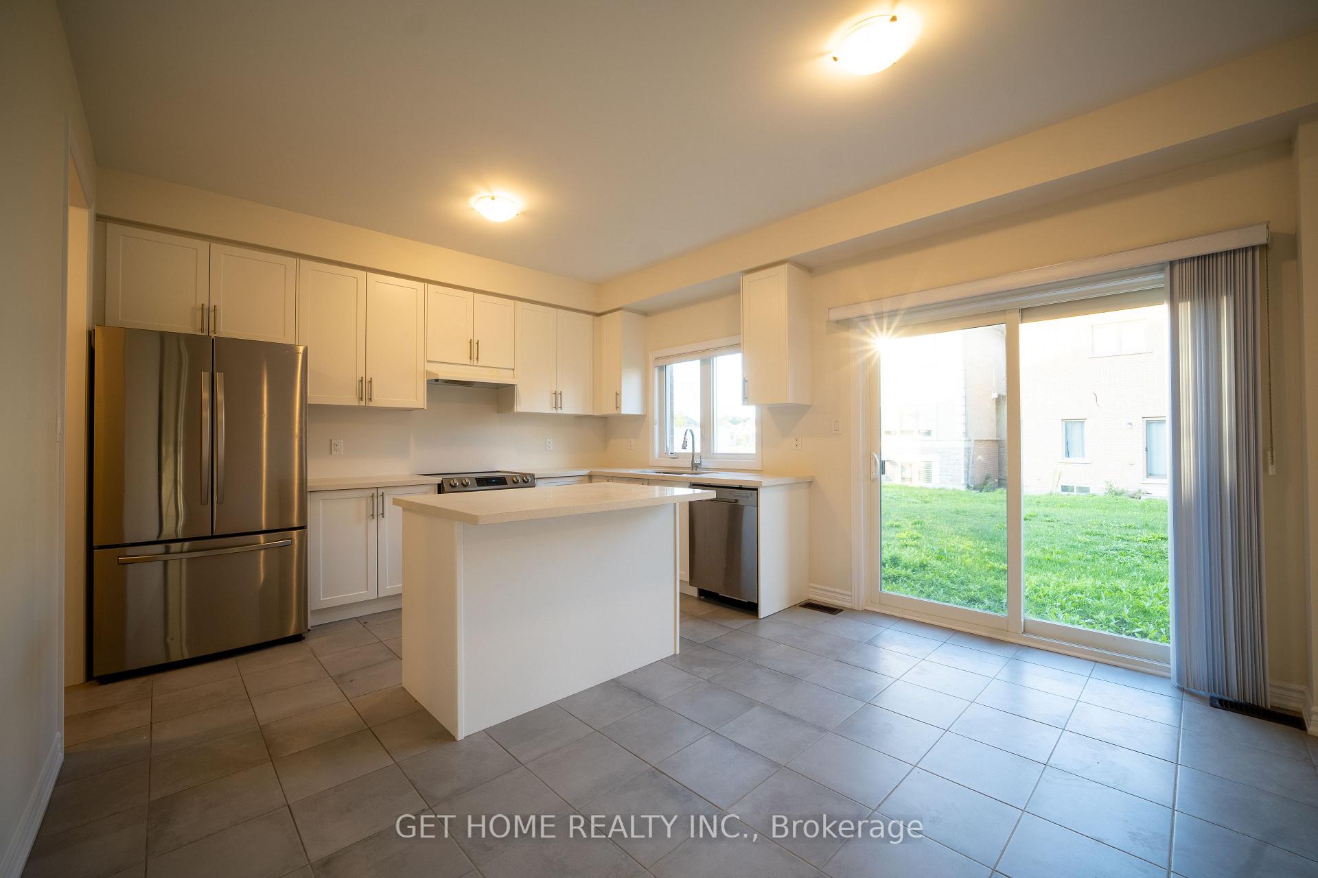 Photo 8 of 215 Ronald Gustcott Drive, Oshawa, Eastdale — HOMEH