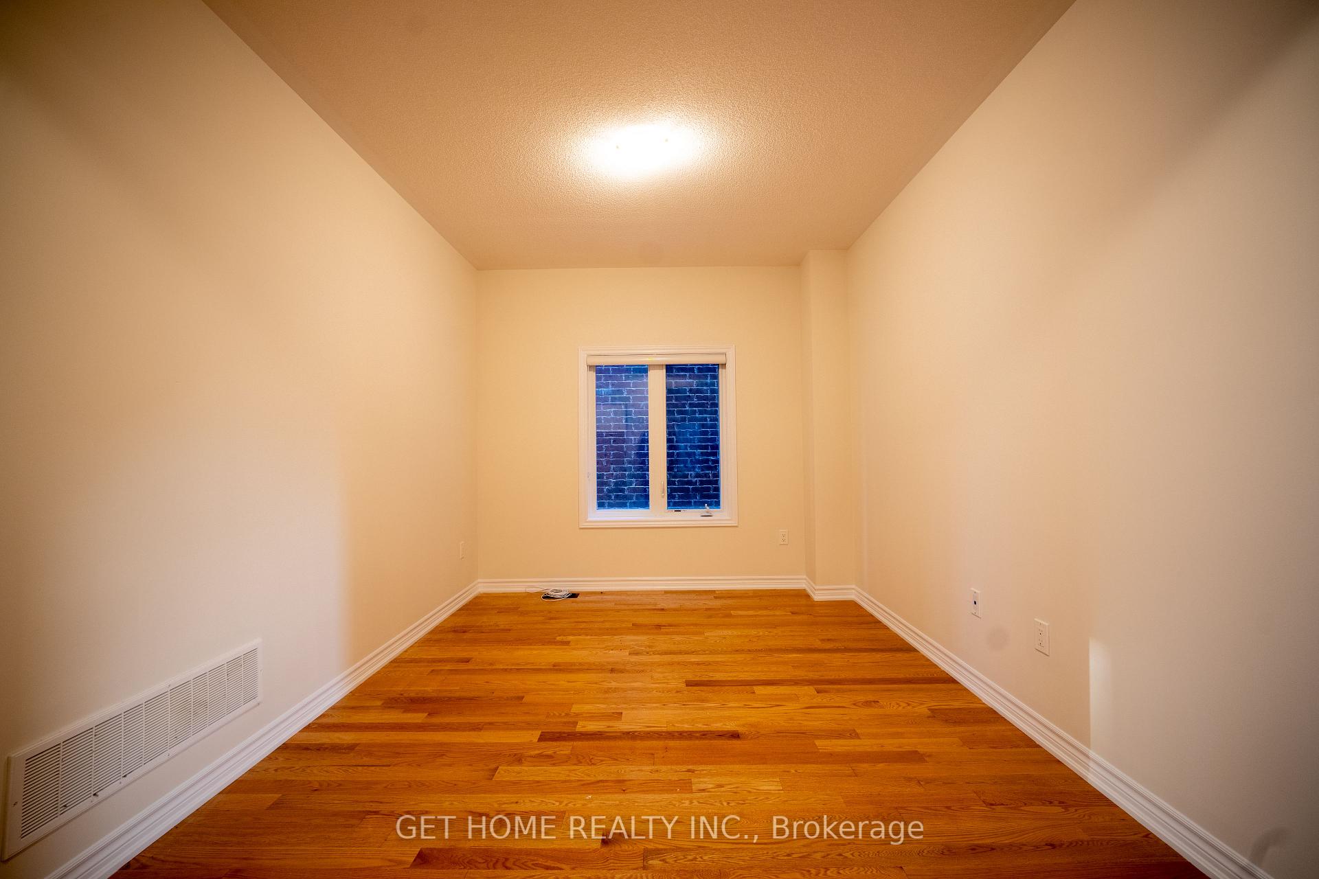 Photo 16 of 215 Ronald Gustcott Drive, Oshawa, Eastdale — HOMEH