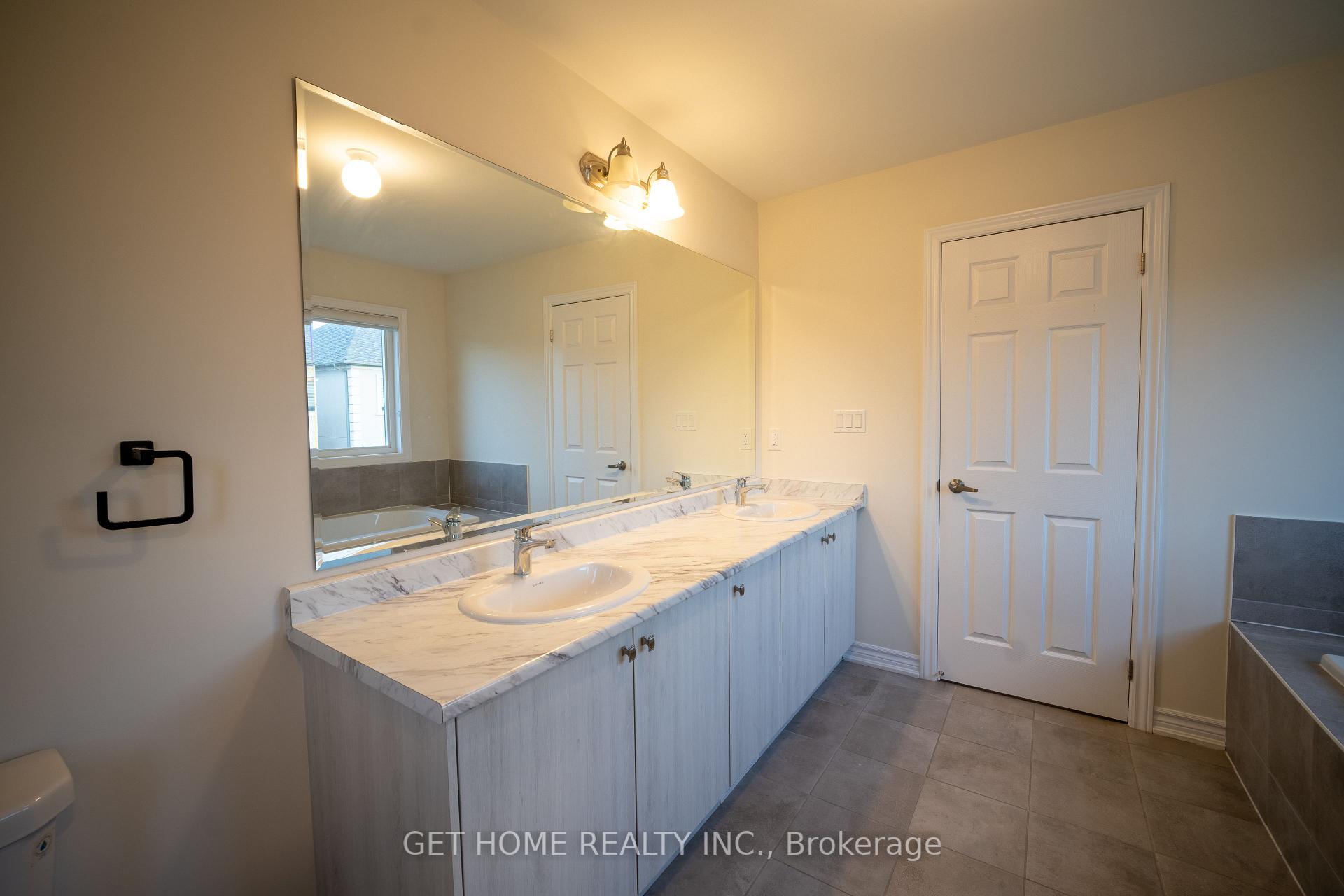 Photo 38 of 215 Ronald Gustcott Drive, Oshawa, Eastdale — HOMEH