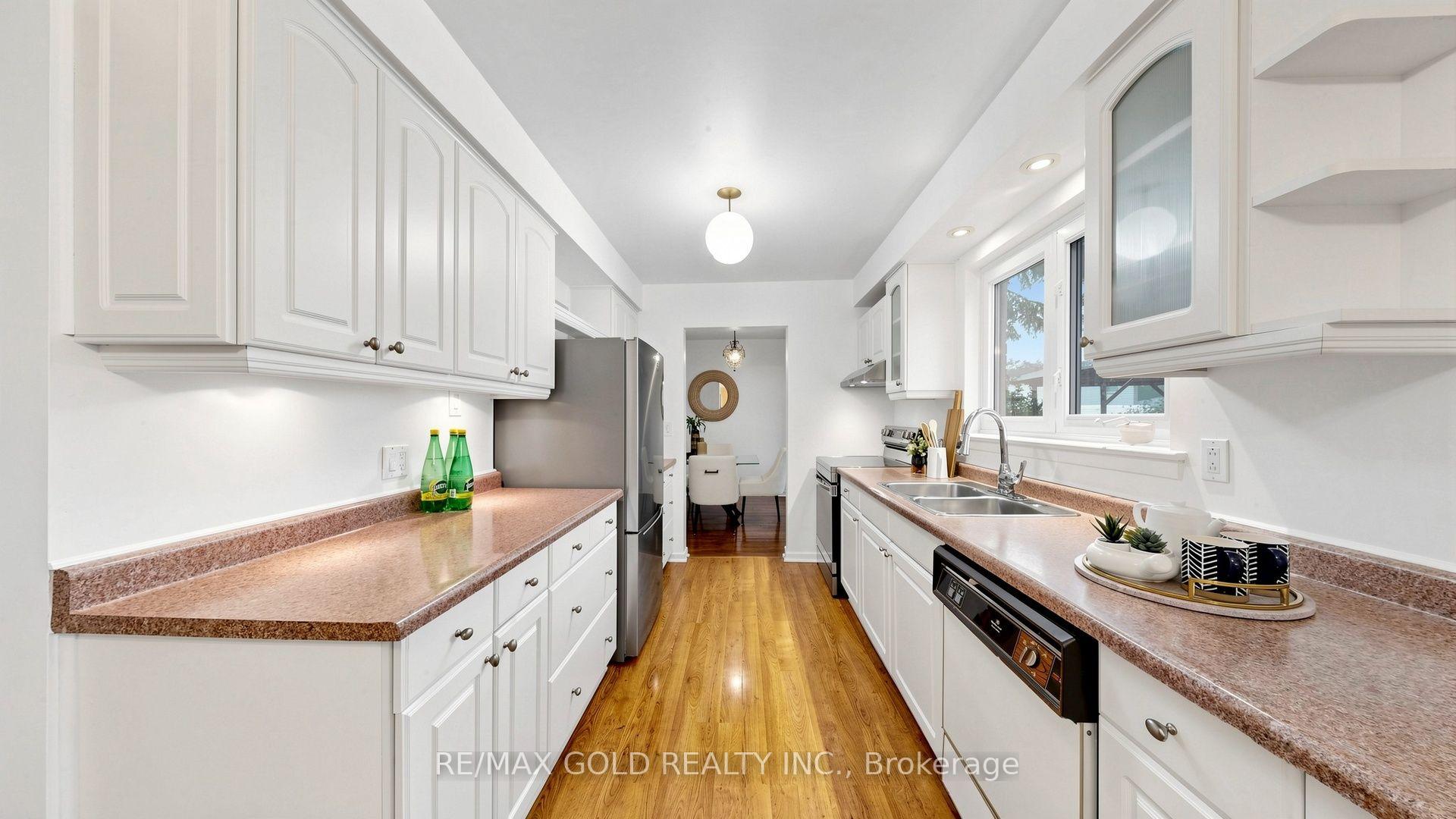 Photo 8 of 146 Oakmeadow Boulevard, Scarborough, Morningside — HOMEH