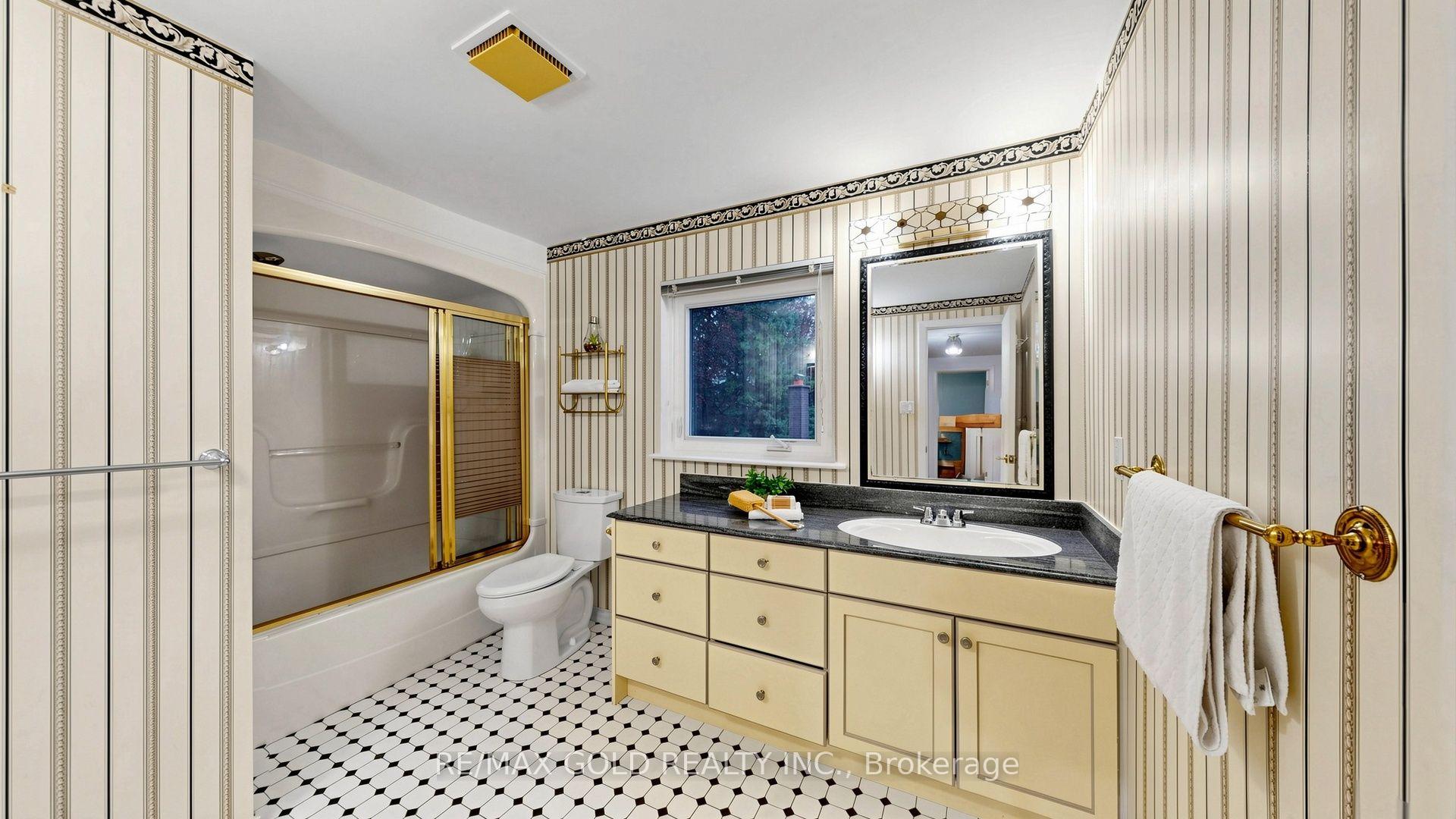 Photo 27 of 146 Oakmeadow Boulevard, Scarborough, Morningside — HOMEH
