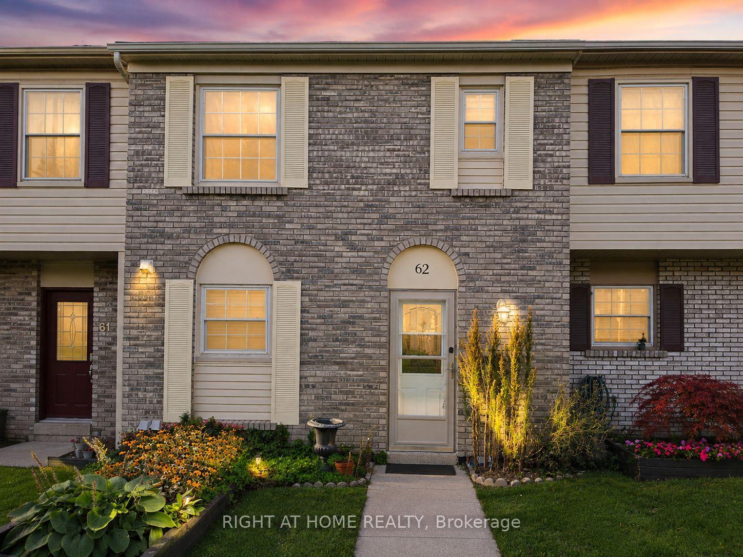 Photo 2 of Unit 62, 580 Eyer Drive, Pickering, West Shore — HOMEH