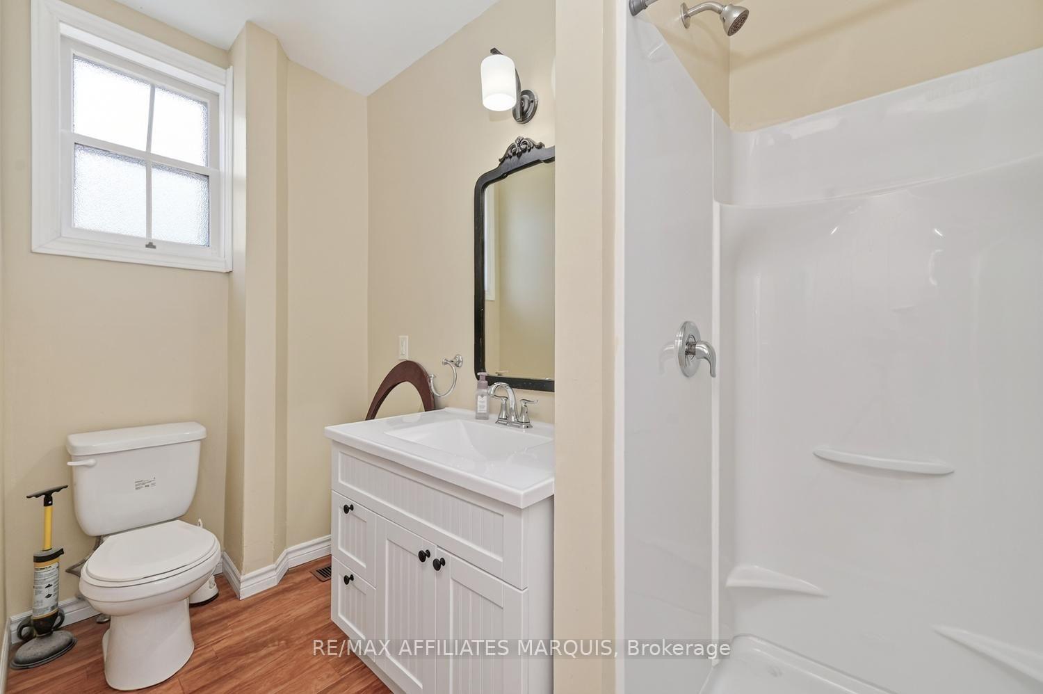 Photo 11 of 3 William Street E, Smiths Falls, Smiths Falls — HOMEH