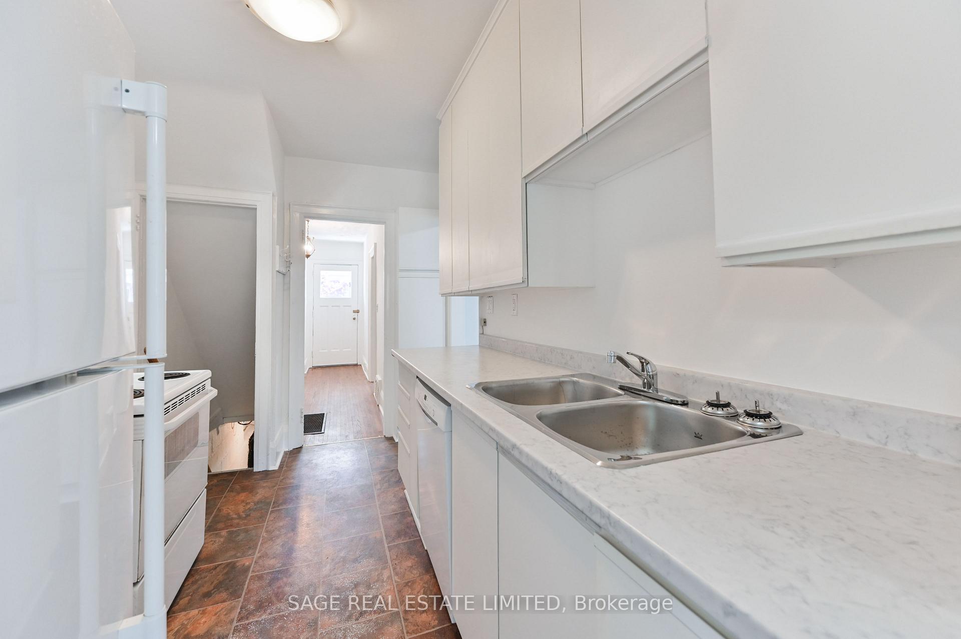 Photo 11 of 152 Manor Road E, Toronto, Mount Pleasant West — HOMEH