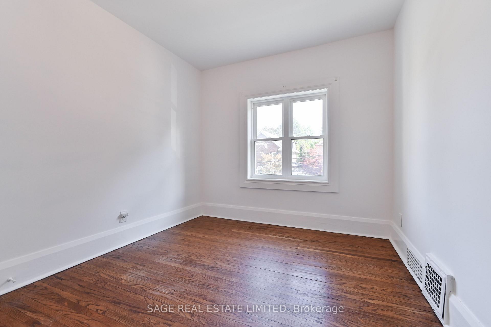 Photo 18 of 152 Manor Road E, Toronto, Mount Pleasant West — HOMEH