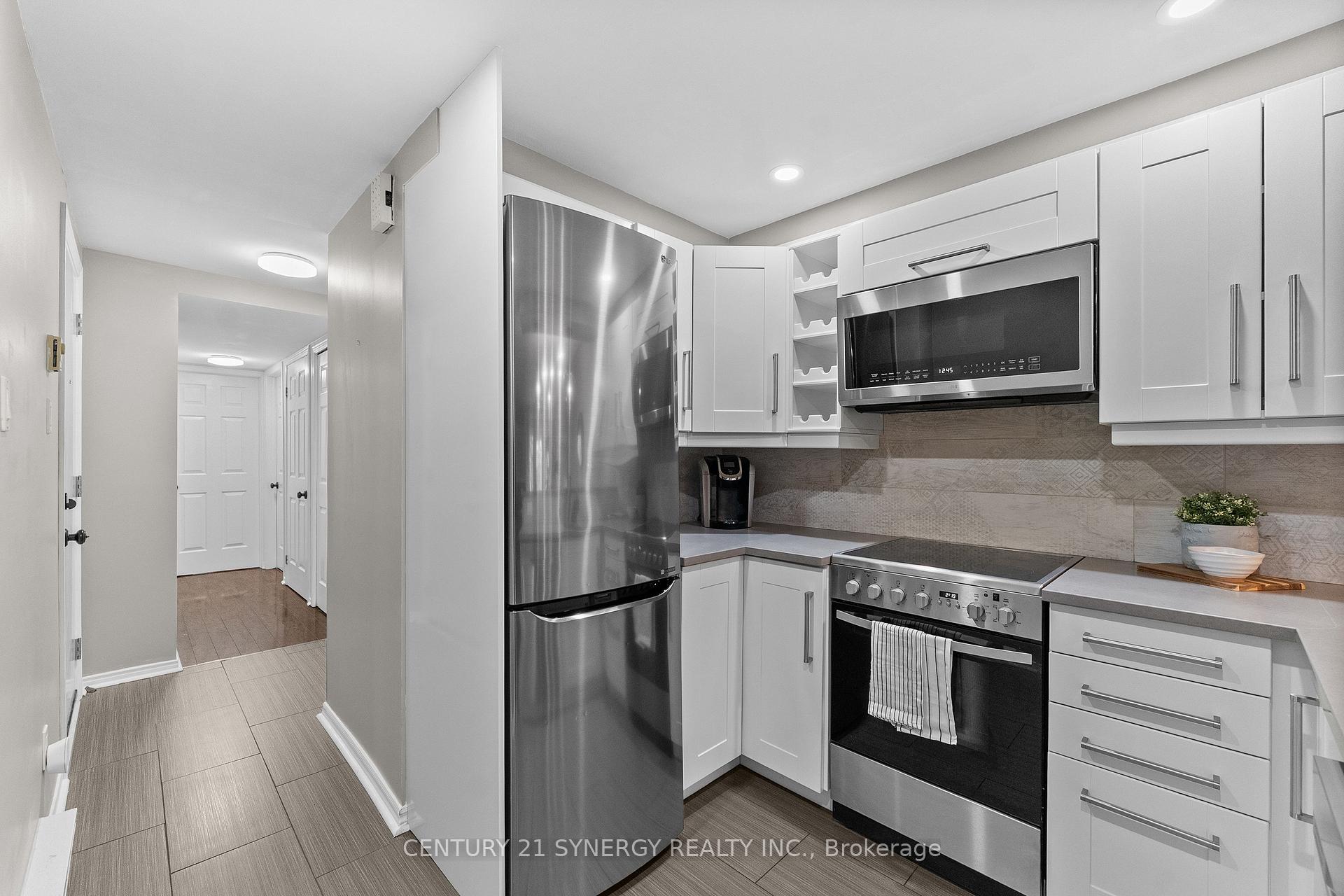 Photo 5 of Unit 5, 2 Columbus Avenue, Ottawa, Overbrook — HOMEH