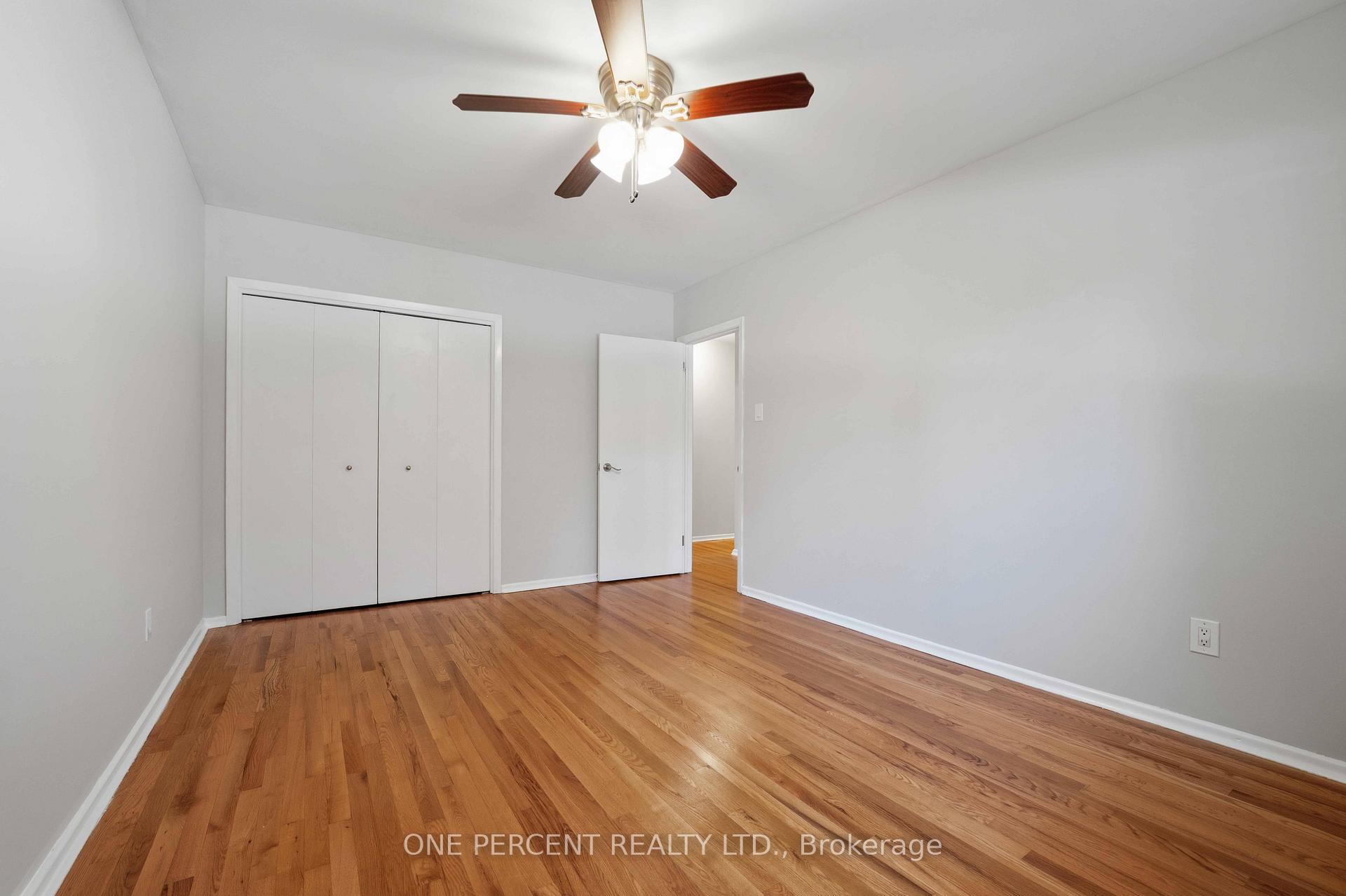 Photo 12 of Unit Unit A and Unit B, 933 Kincaid Court, Ottawa, Riverside Park — HOMEH