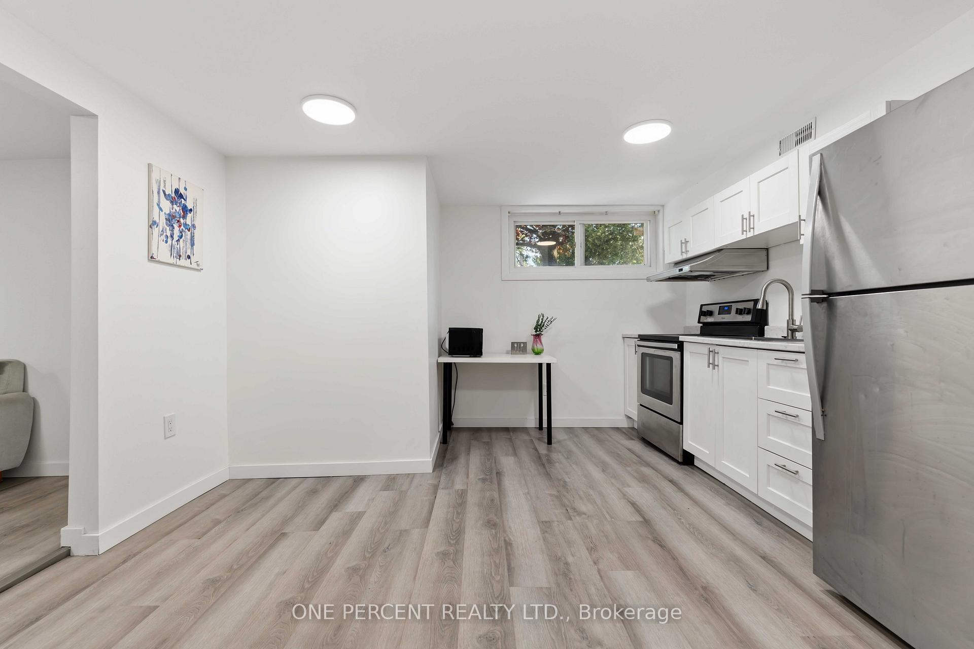 Photo 22 of Unit Unit A and Unit B, 933 Kincaid Court, Ottawa, Riverside Park — HOMEH