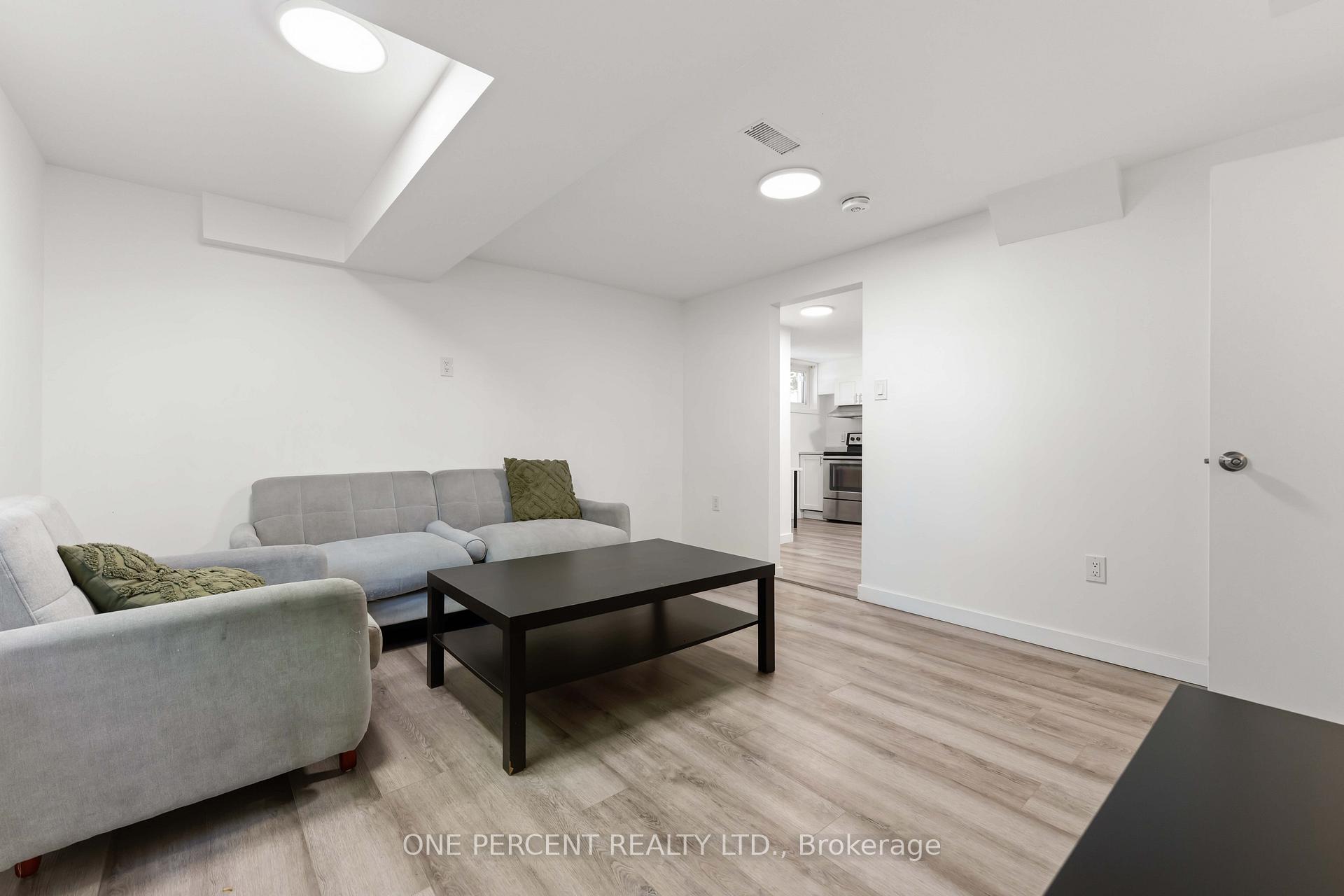 Photo 27 of Unit Unit A and Unit B, 933 Kincaid Court, Ottawa, Riverside Park — HOMEH