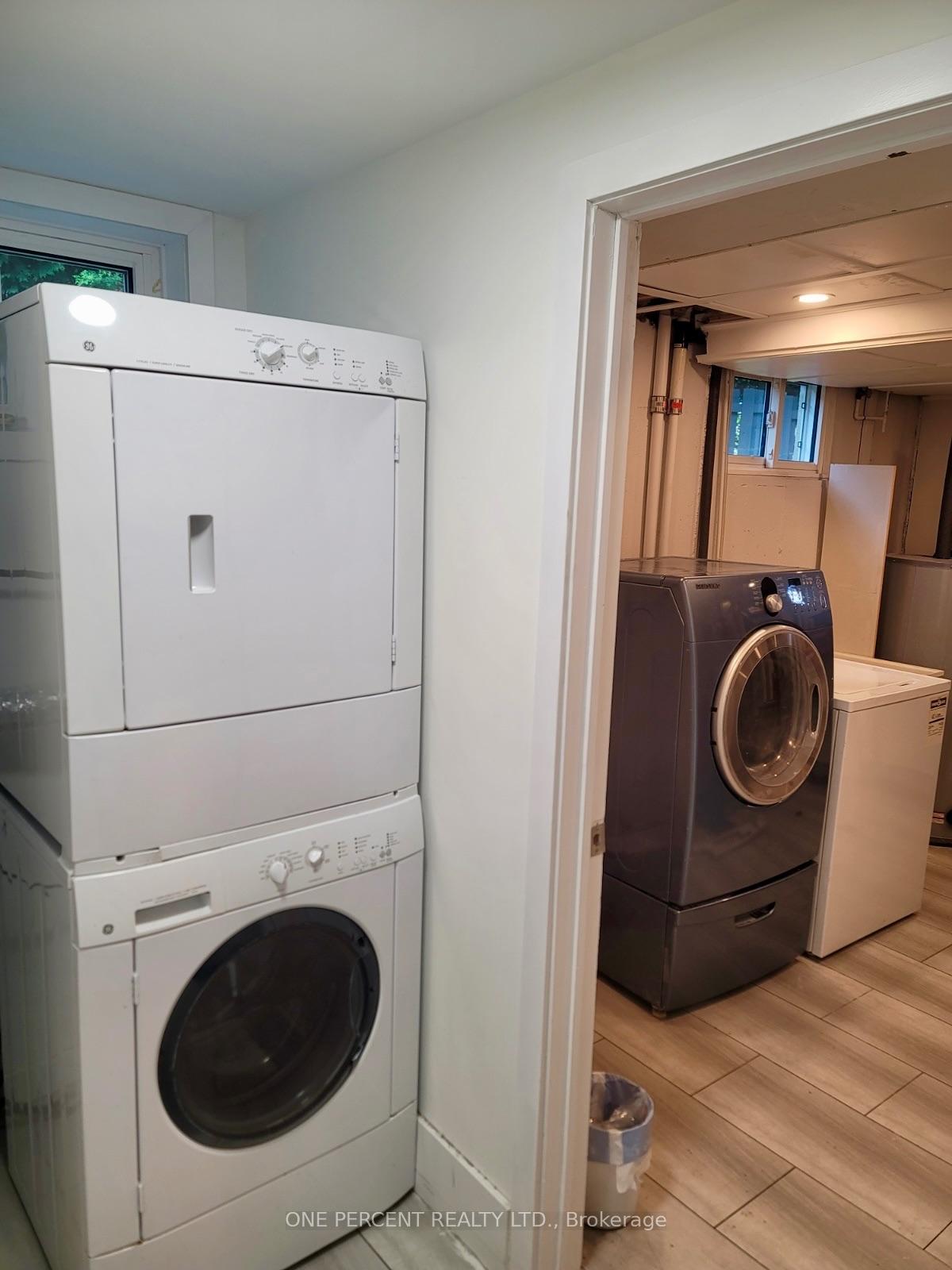 Photo 38 of Unit Unit A and Unit B, 933 Kincaid Court, Ottawa, Riverside Park — HOMEH