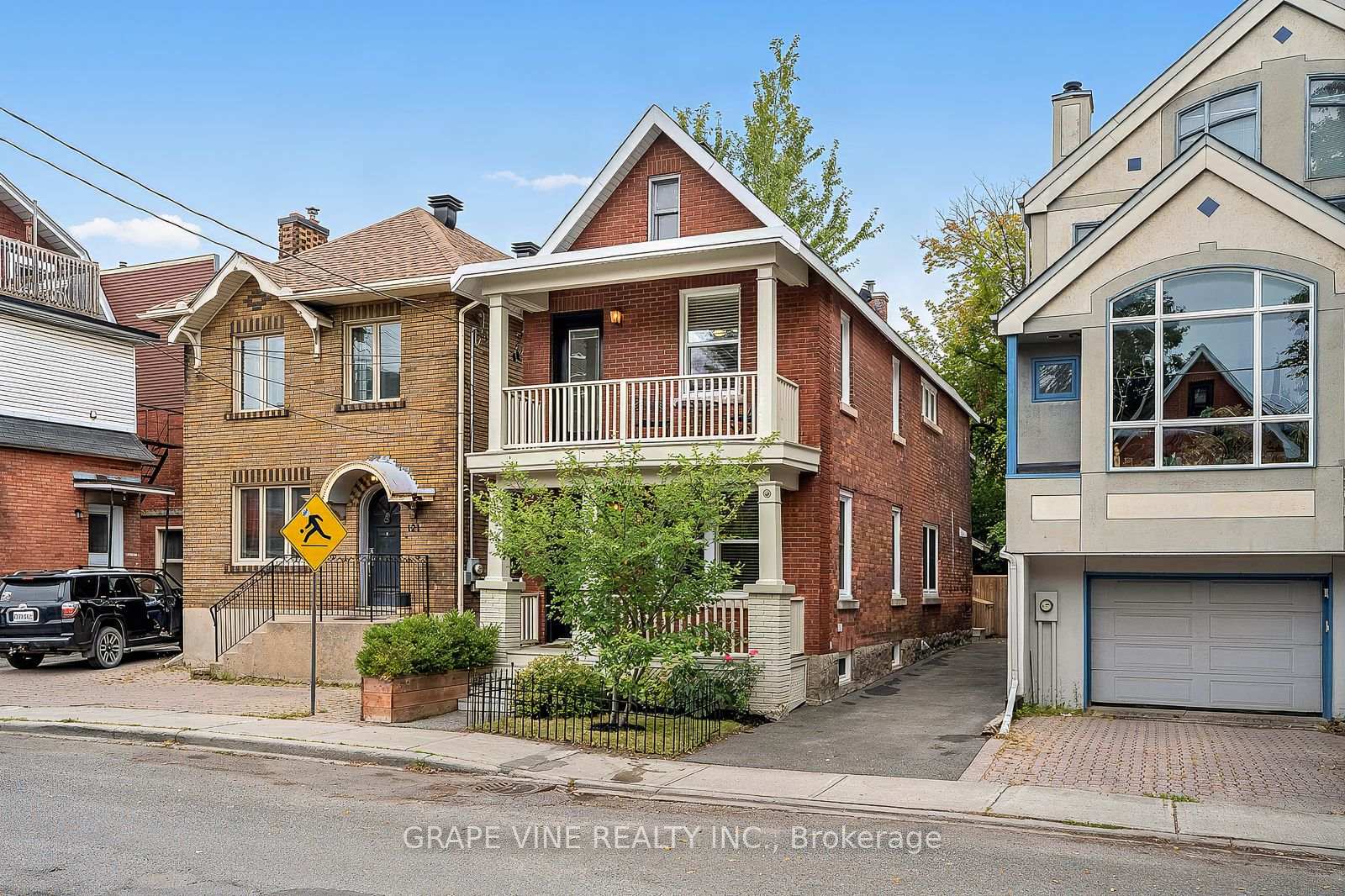 Photo 2 of 119 Frank Street, Ottawa, Ottawa Centre/Golden Triangle — HOMEH